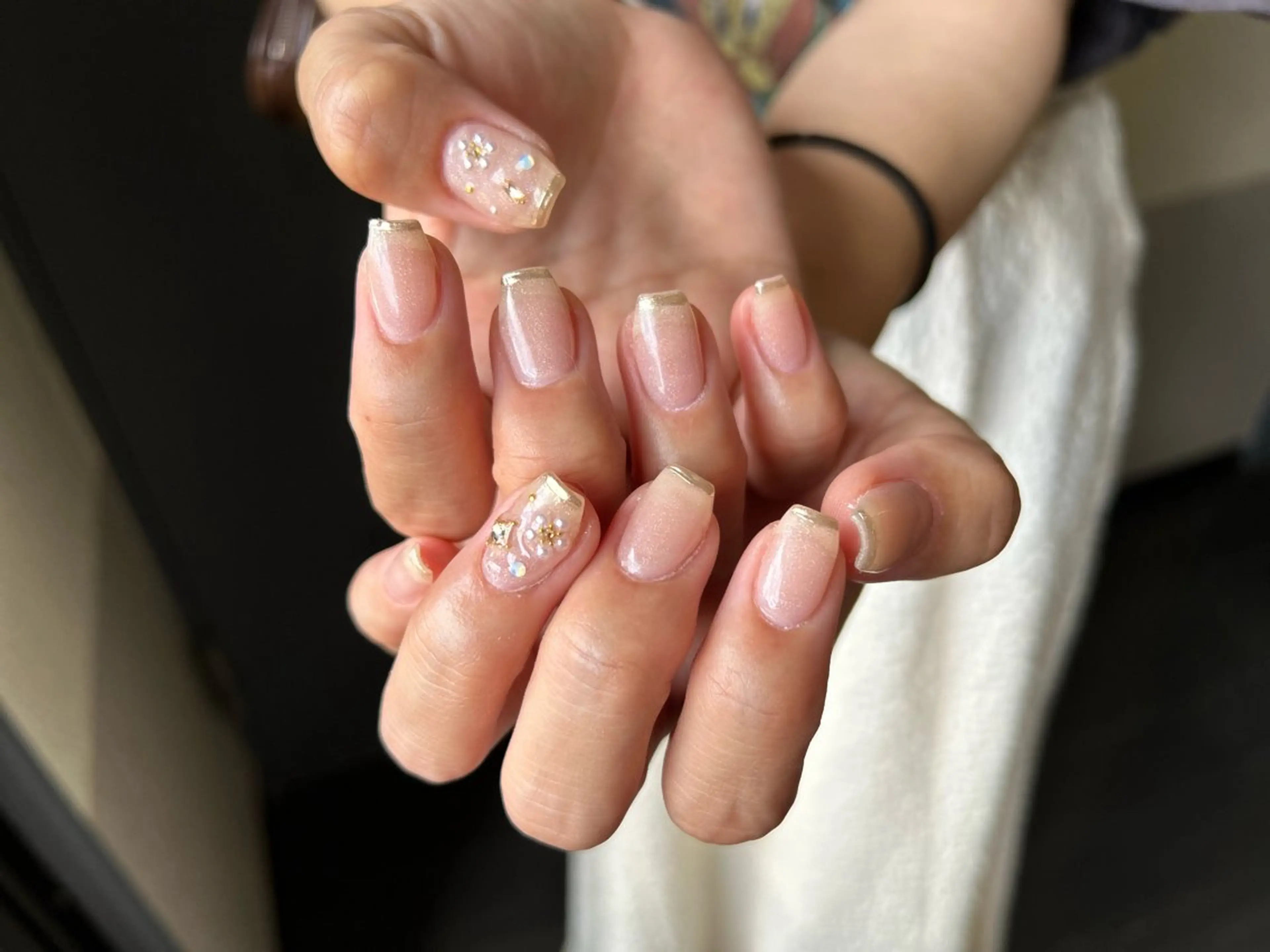 ネイル ハンドネイル フットネイル ✴︎ Delightのネイルデザイン