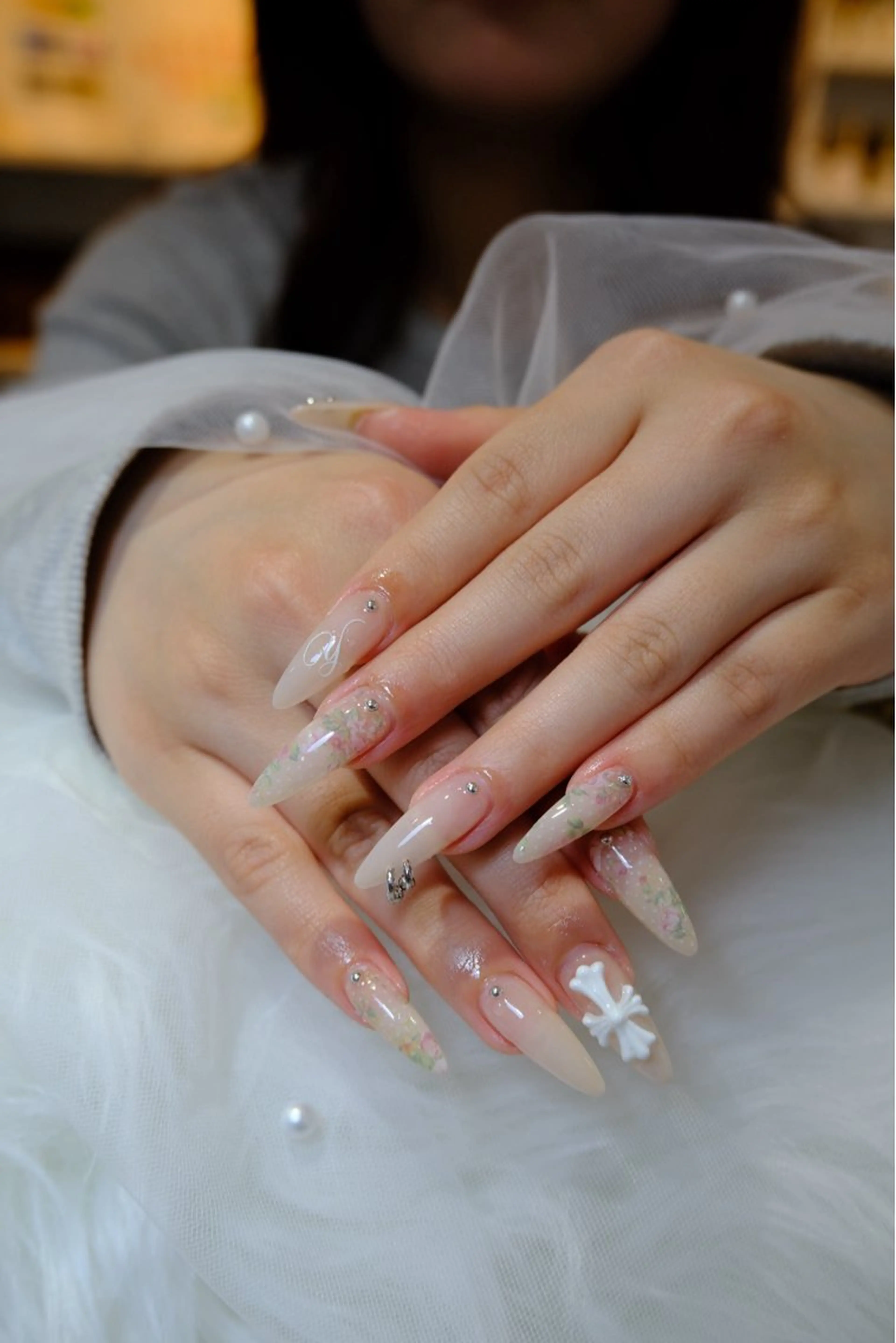 ネイル ハンドネイル T.Lee Nail Lilyのネイルデザイン