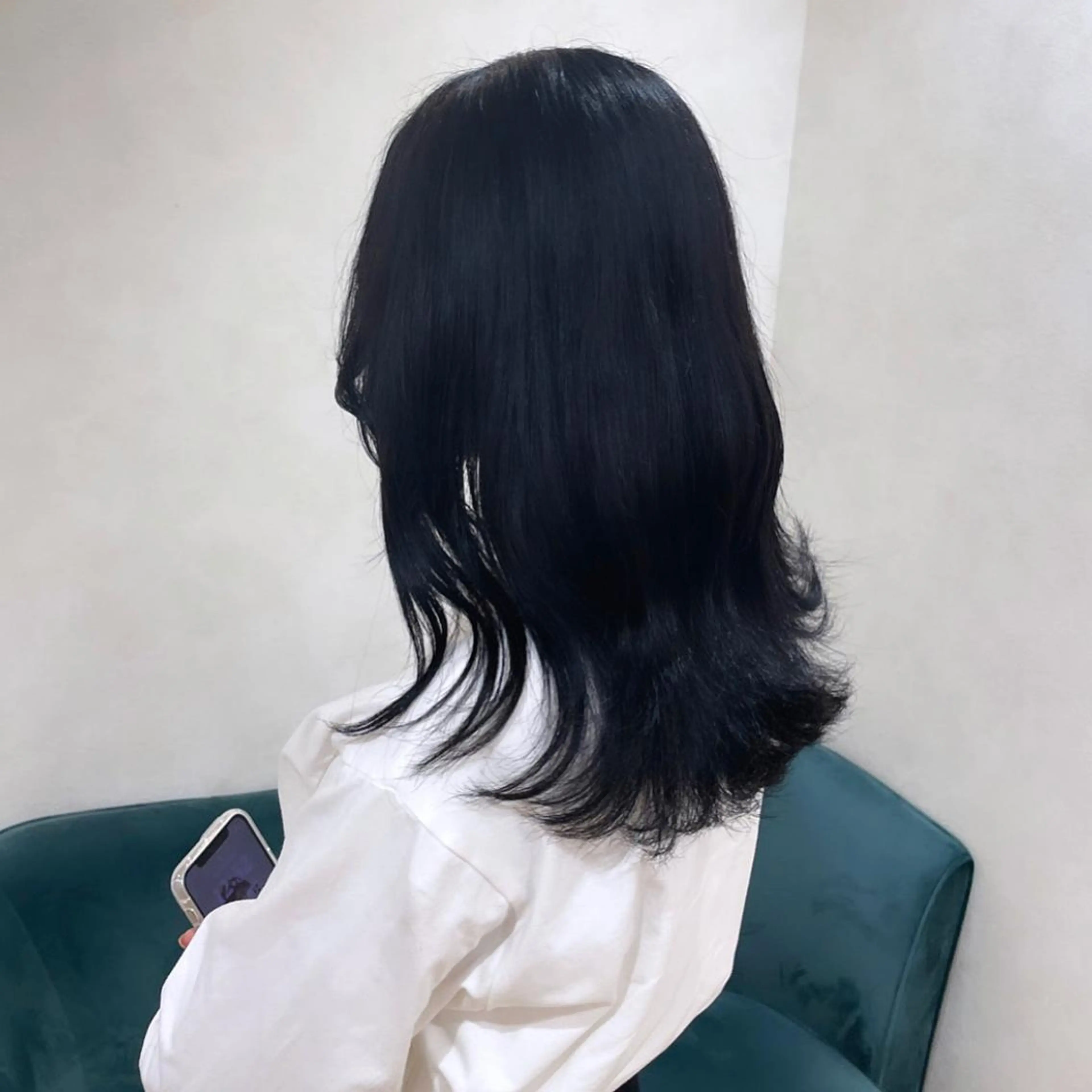 セミロング カラー ヘアアレンジ 黒髪 ブルーカラー ブルーブラック 韓国風ヘア 韓国ヘア/レイヤー Londエレンのヘアスタイル