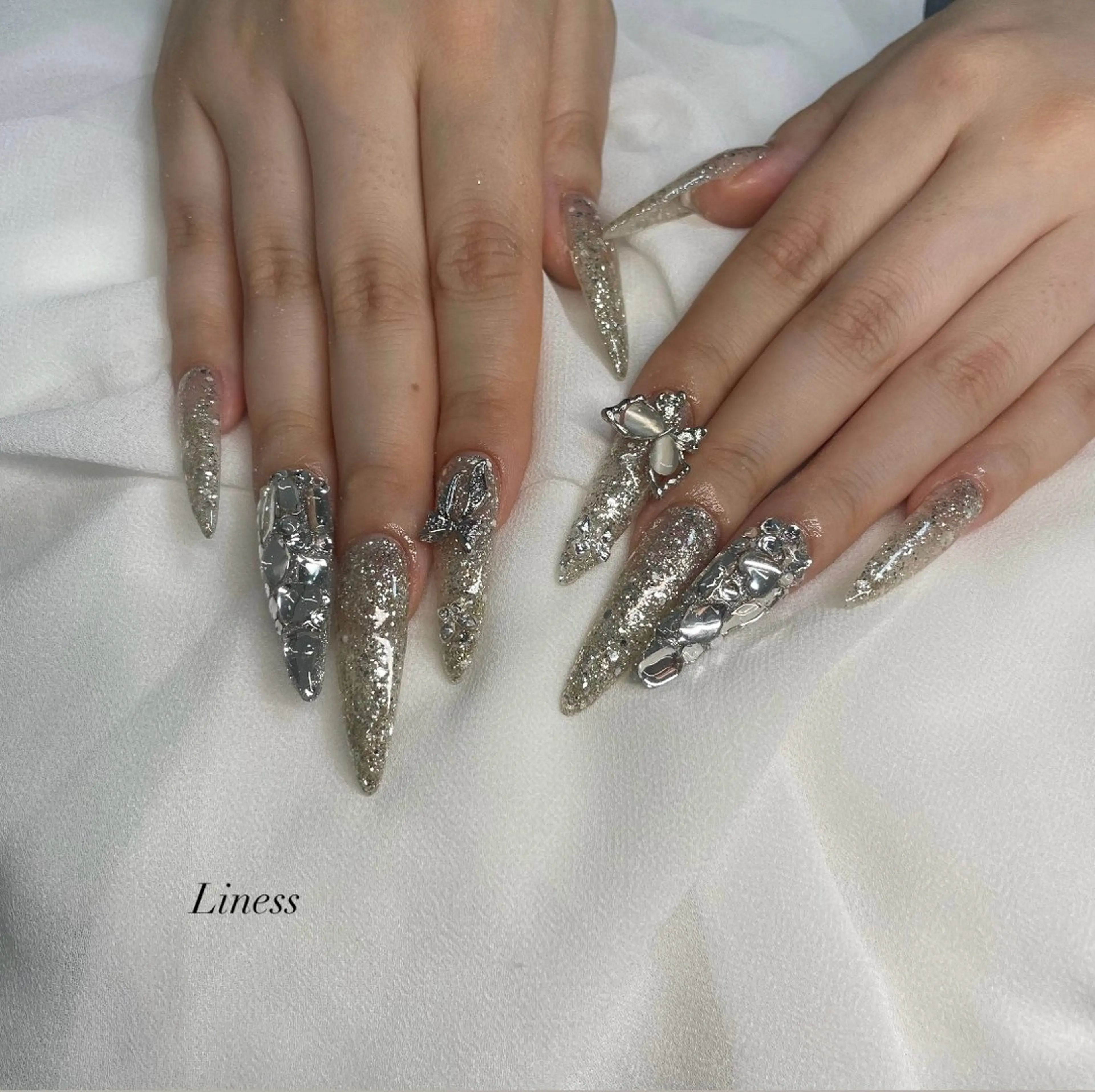ネイル 長さ出し ネイルチップ nailsalon Linessのネイルデザイン