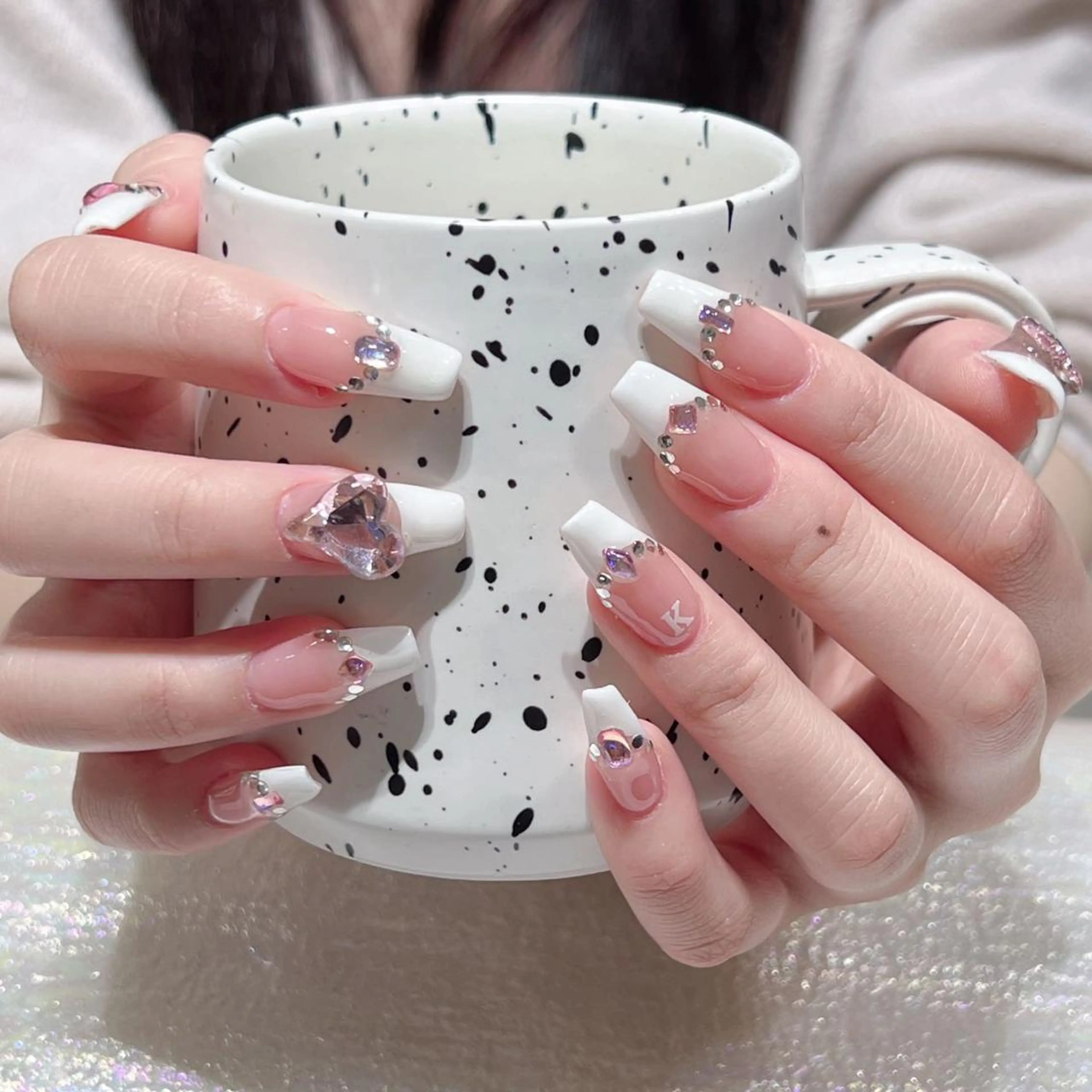 ネイル ハンドネイル Queens ciciのネイルデザイン