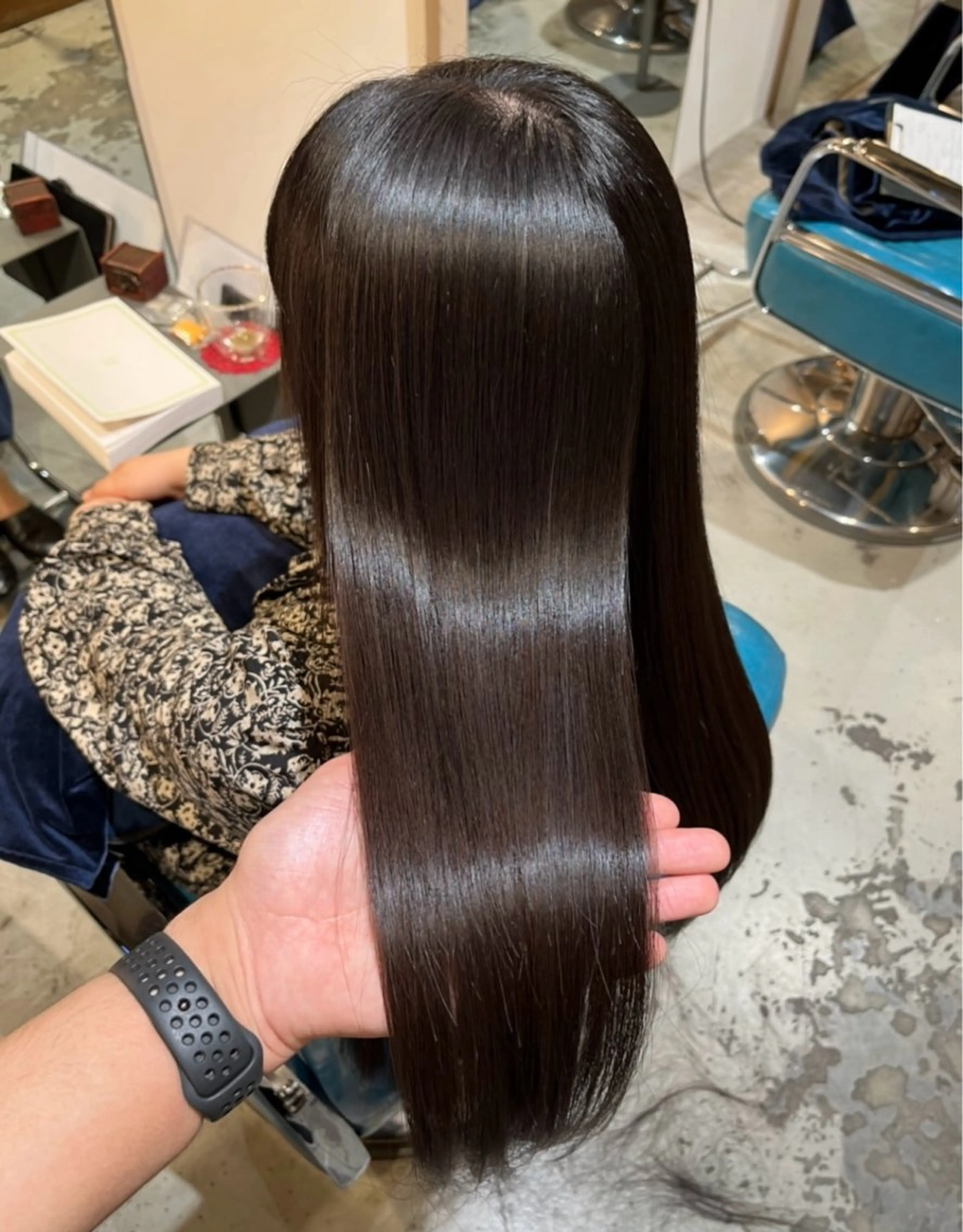 ロング 縮毛矯正 トリートメント 必ず笑顔で帰っていた だきます！安田祐貴のヘアスタイル