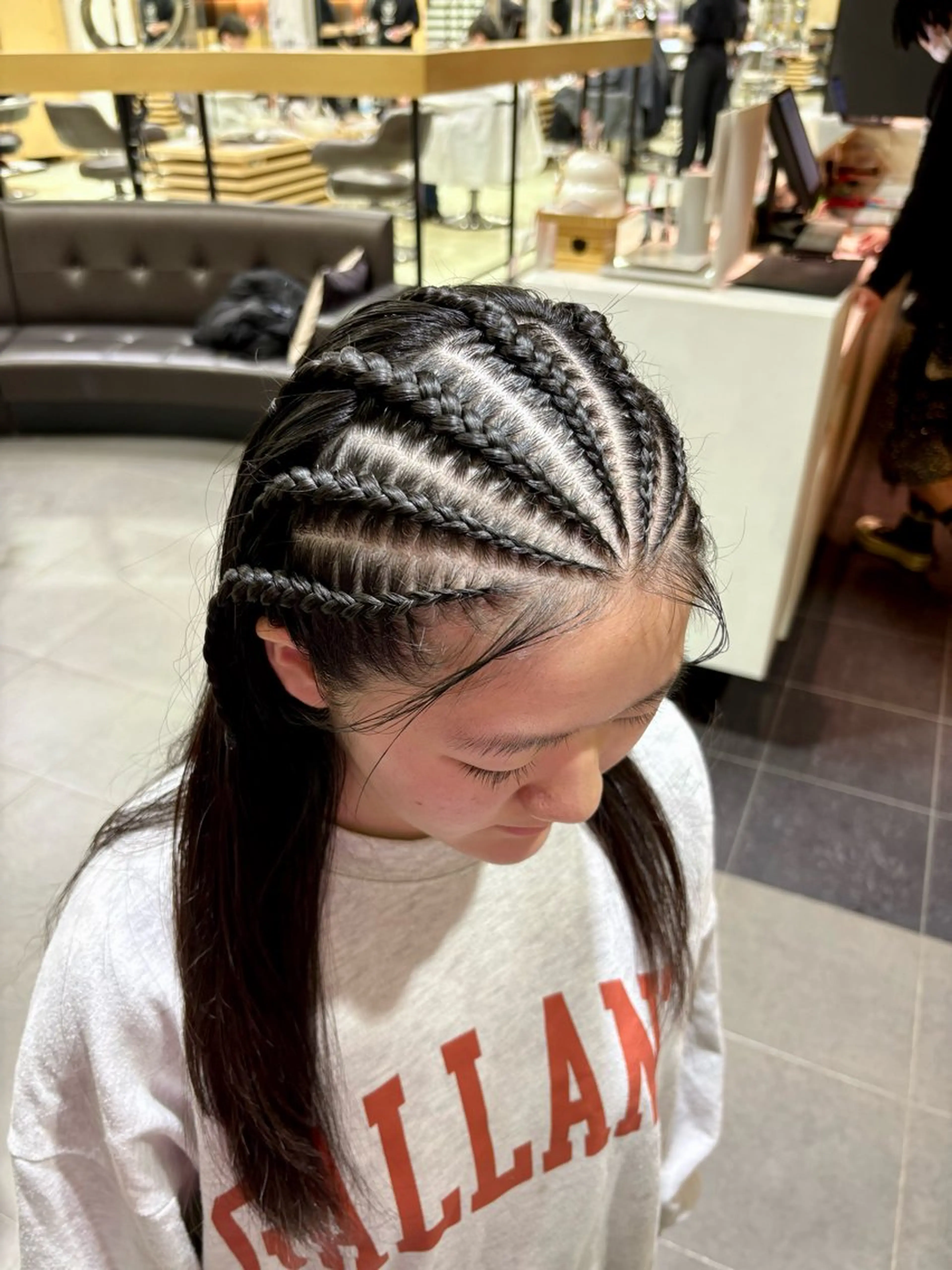 ロング ヘアアレンジ ヘアセット airi🌺カラー /特殊ヘア⛓️🖤のヘアスタイル