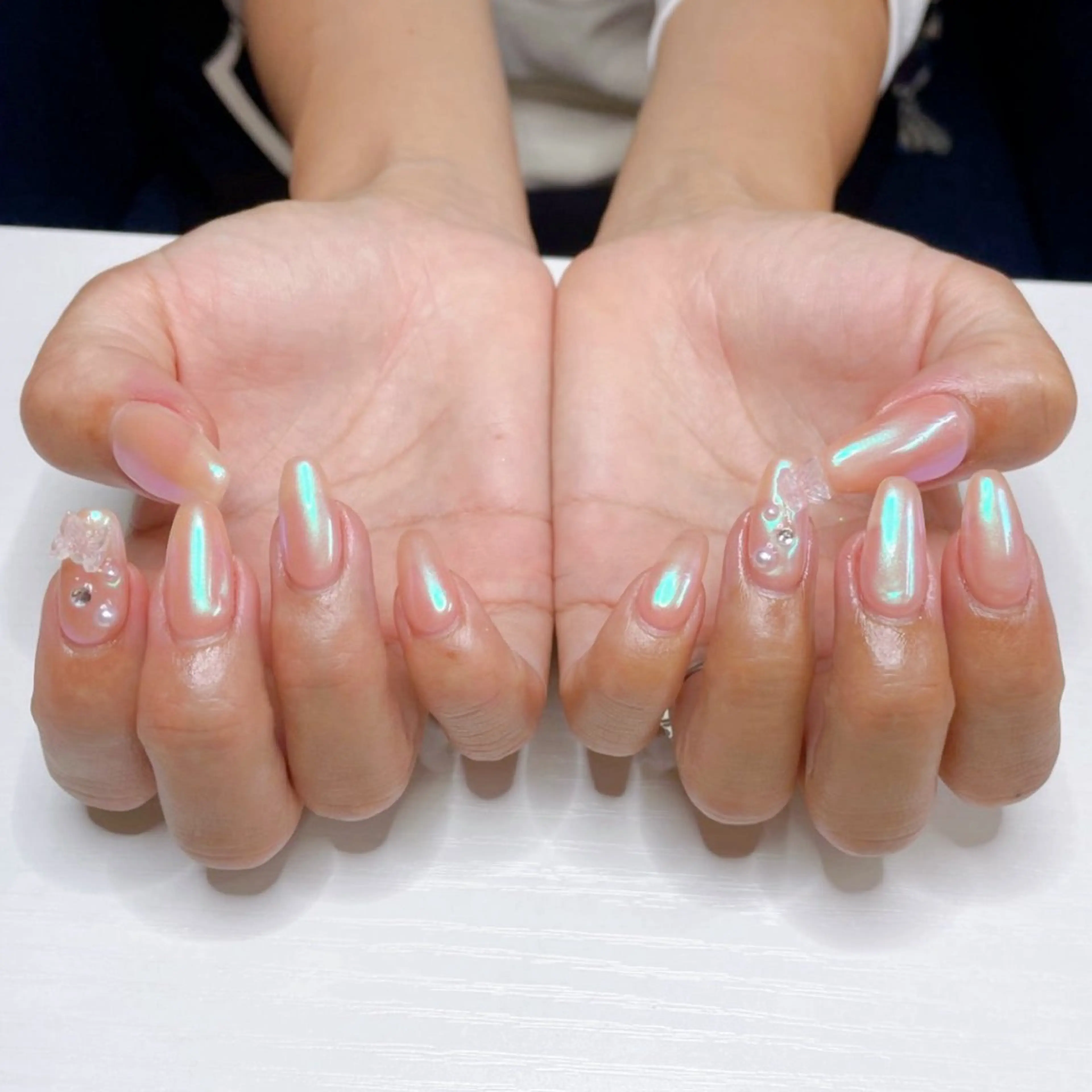 🖐️【オフ込み】ワンカラー＋2本パーツデザインの写真