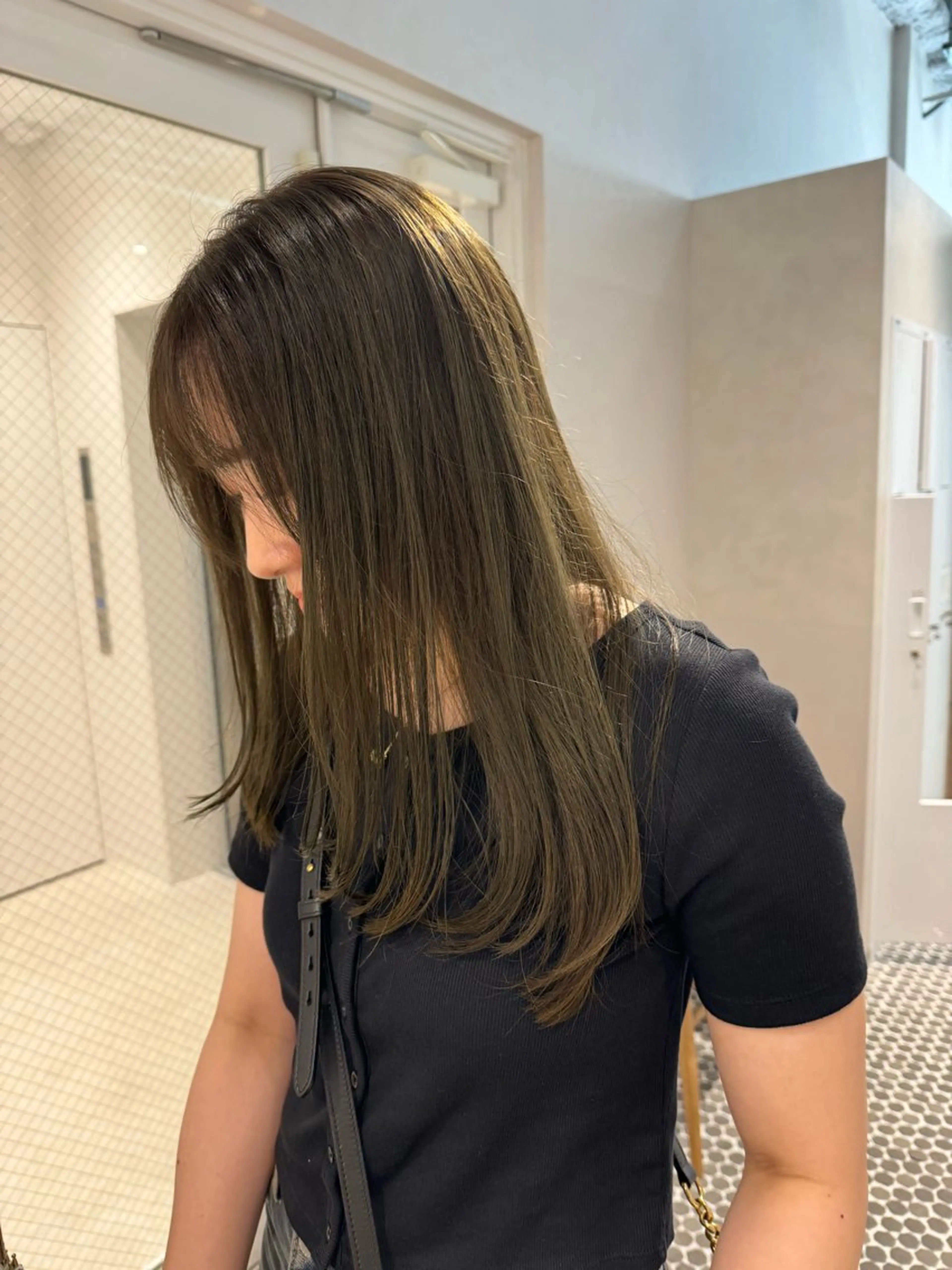 ロング カット ヘアカラー トリートメント 透明感カラー✴︎ SAYAKAのヘアスタイル