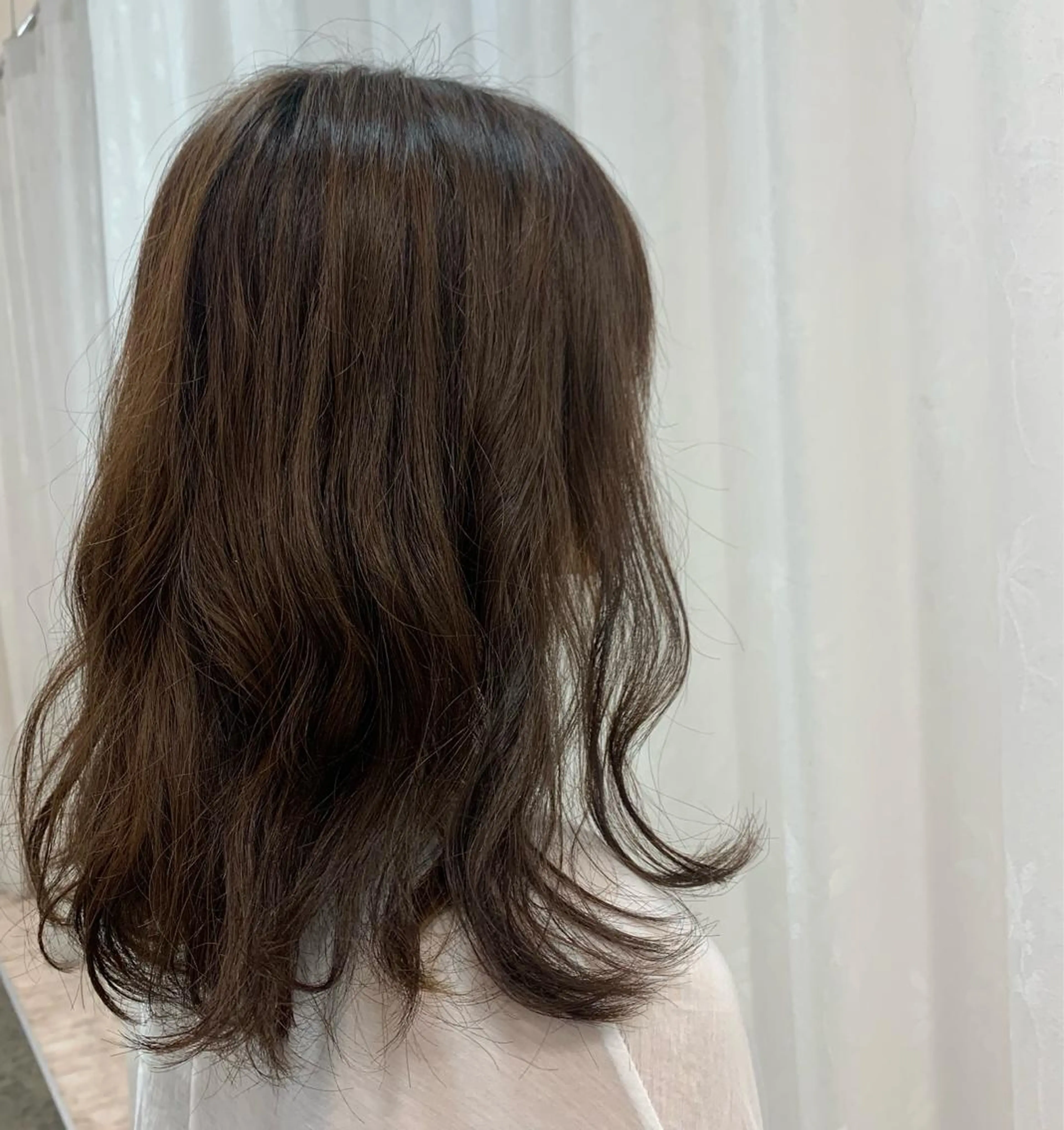 ロング パーマ 池本 梨奈のヘアスタイル