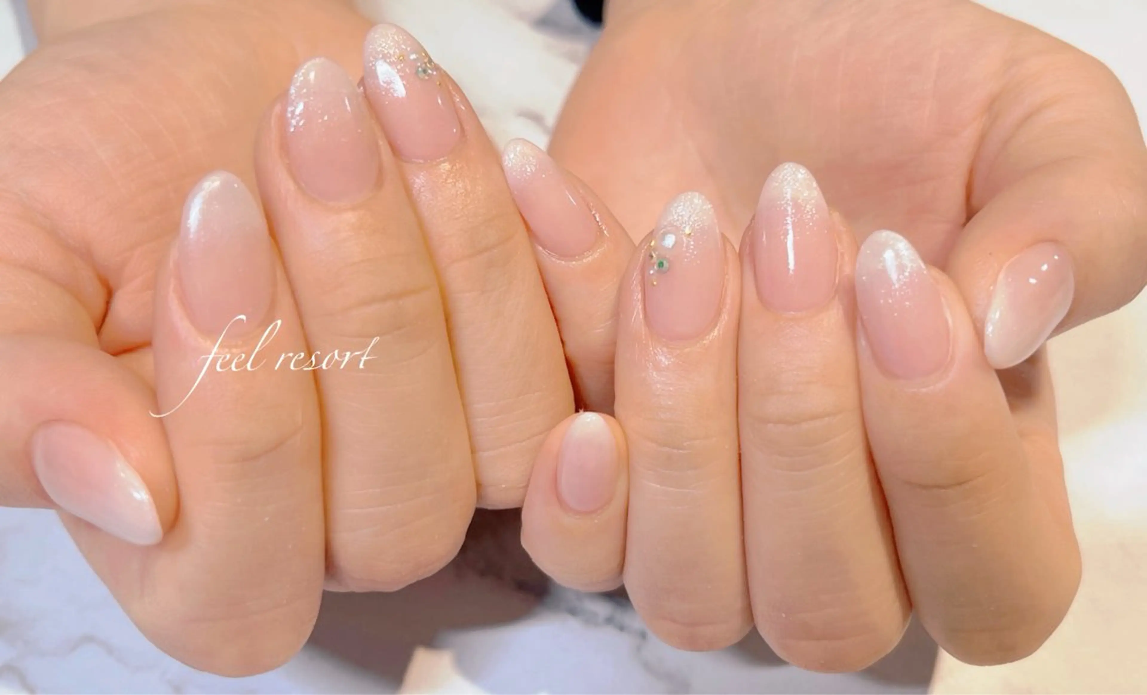 ネイル 長さ出し フットネイル フレンチネイル ジェルネイル ガラスフレンチ ハンドネイル Lien（リアン） 銀座駅6分のネイルデザイン