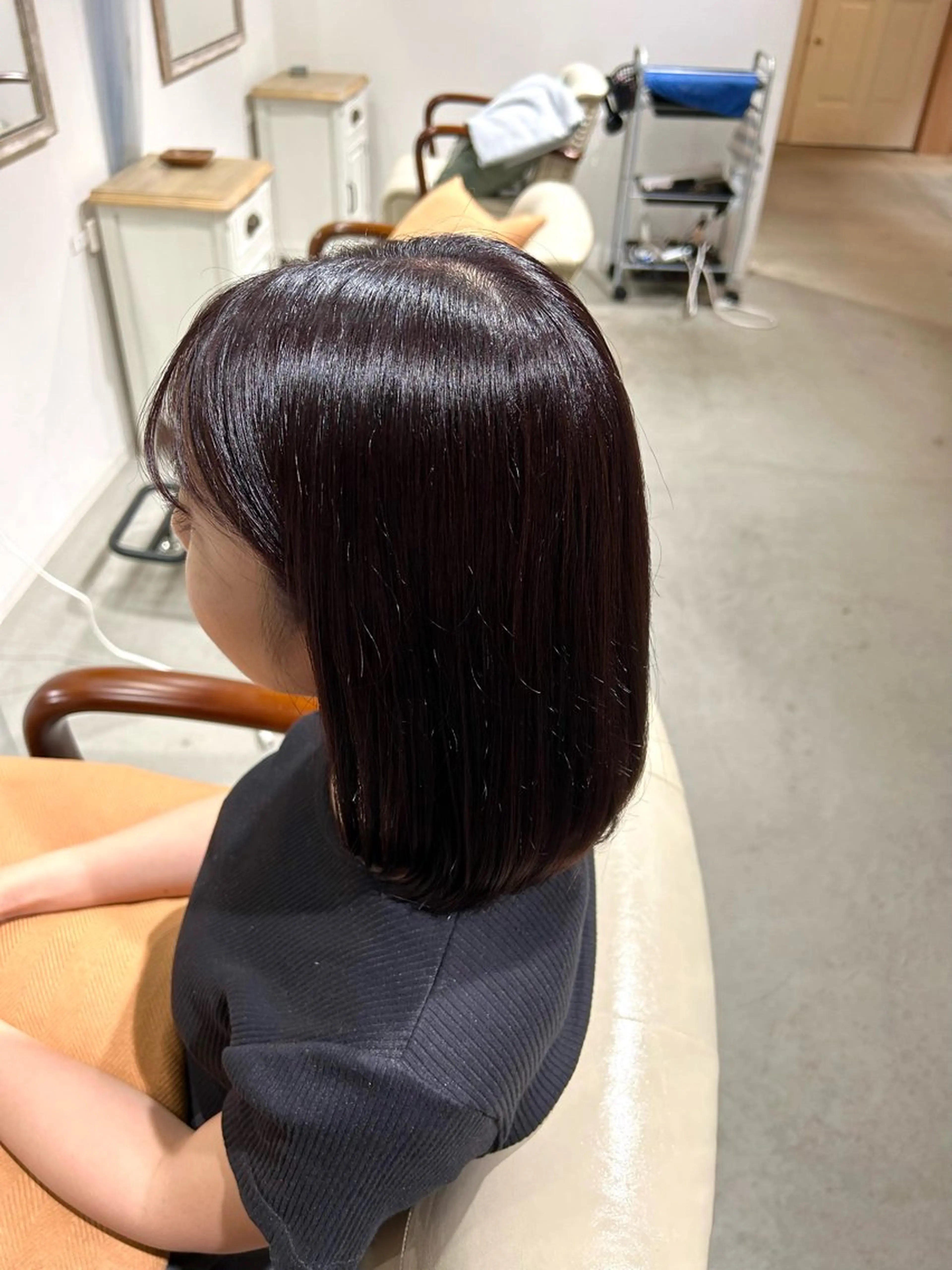 ミディアム 瀬川 夏緒のヘアスタイル