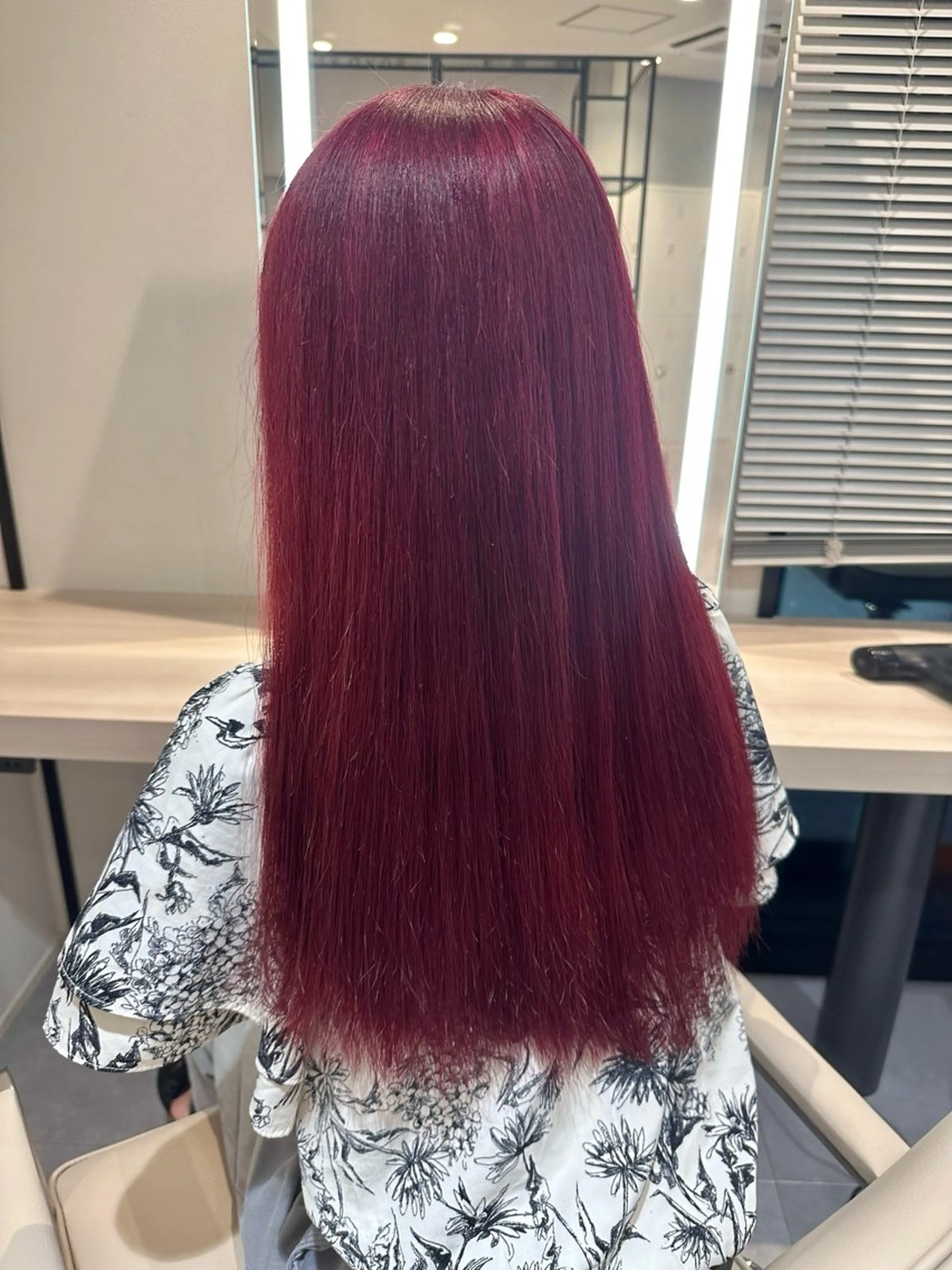 カラー 渡辺 麻衣のヘアスタイル