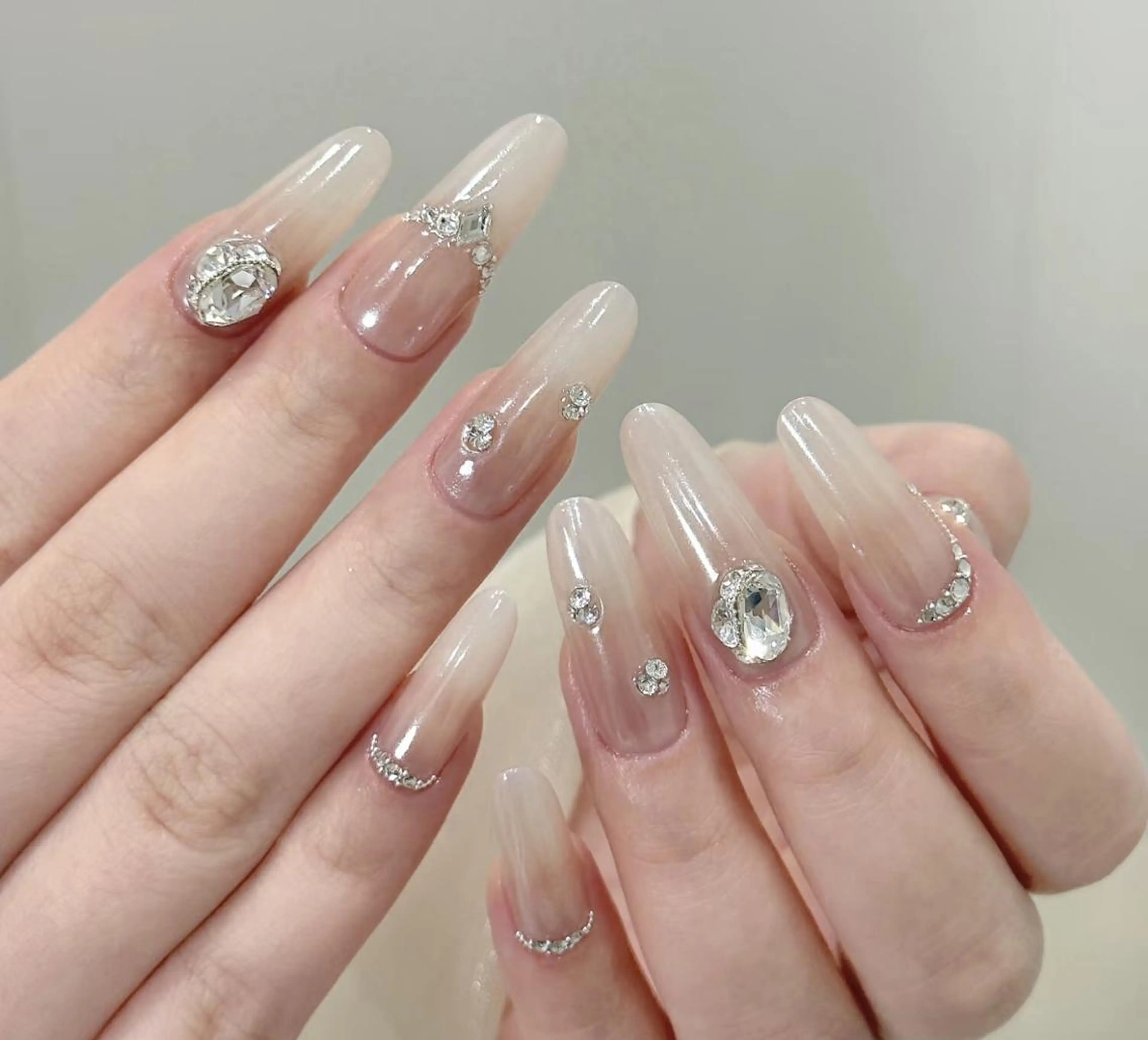ネイル ハンドネイル 🎀 Ayaka_nailのネイルデザイン