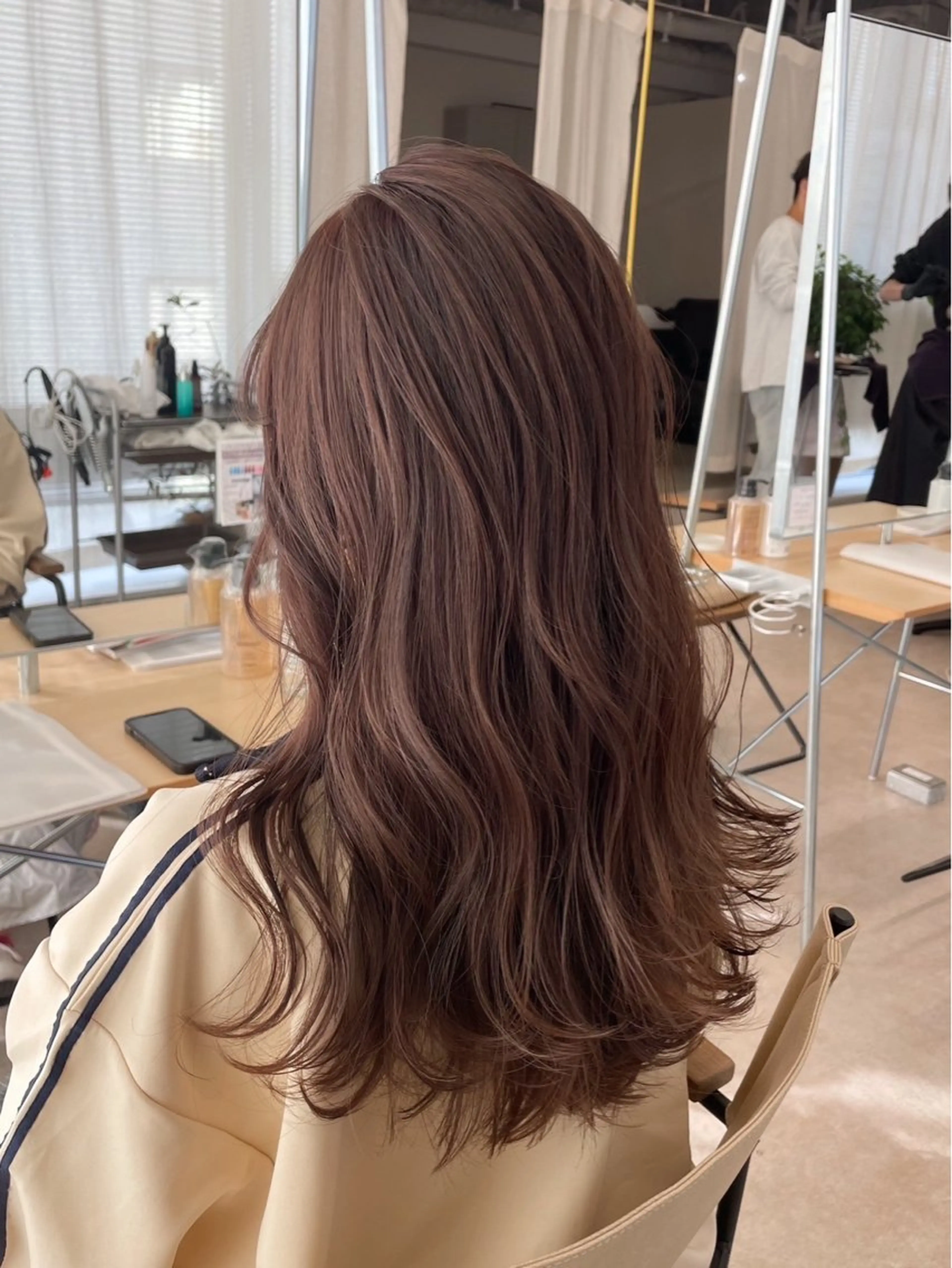 カラー ベージュカラー ブラウンカラー ブラウンベージュ 透明感カラー フォギーベージュ ヘアカラー トリートメント 透明感カラー ブリーチ/ 大村勇人のヘアスタイル