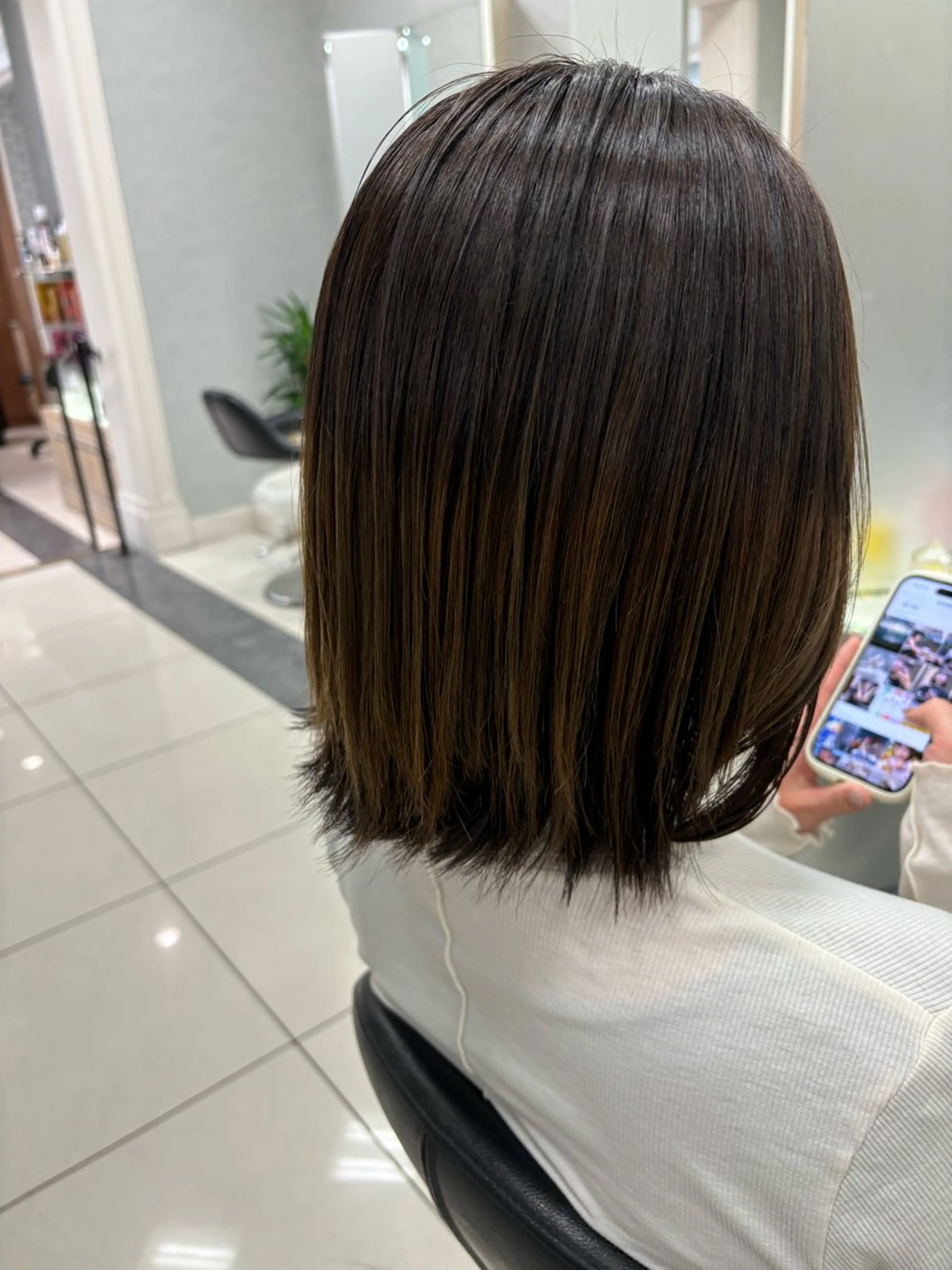 ミディアム カラー ハイライトカラー ハイライト wakana 【ブリーチカラー】のヘアスタイル