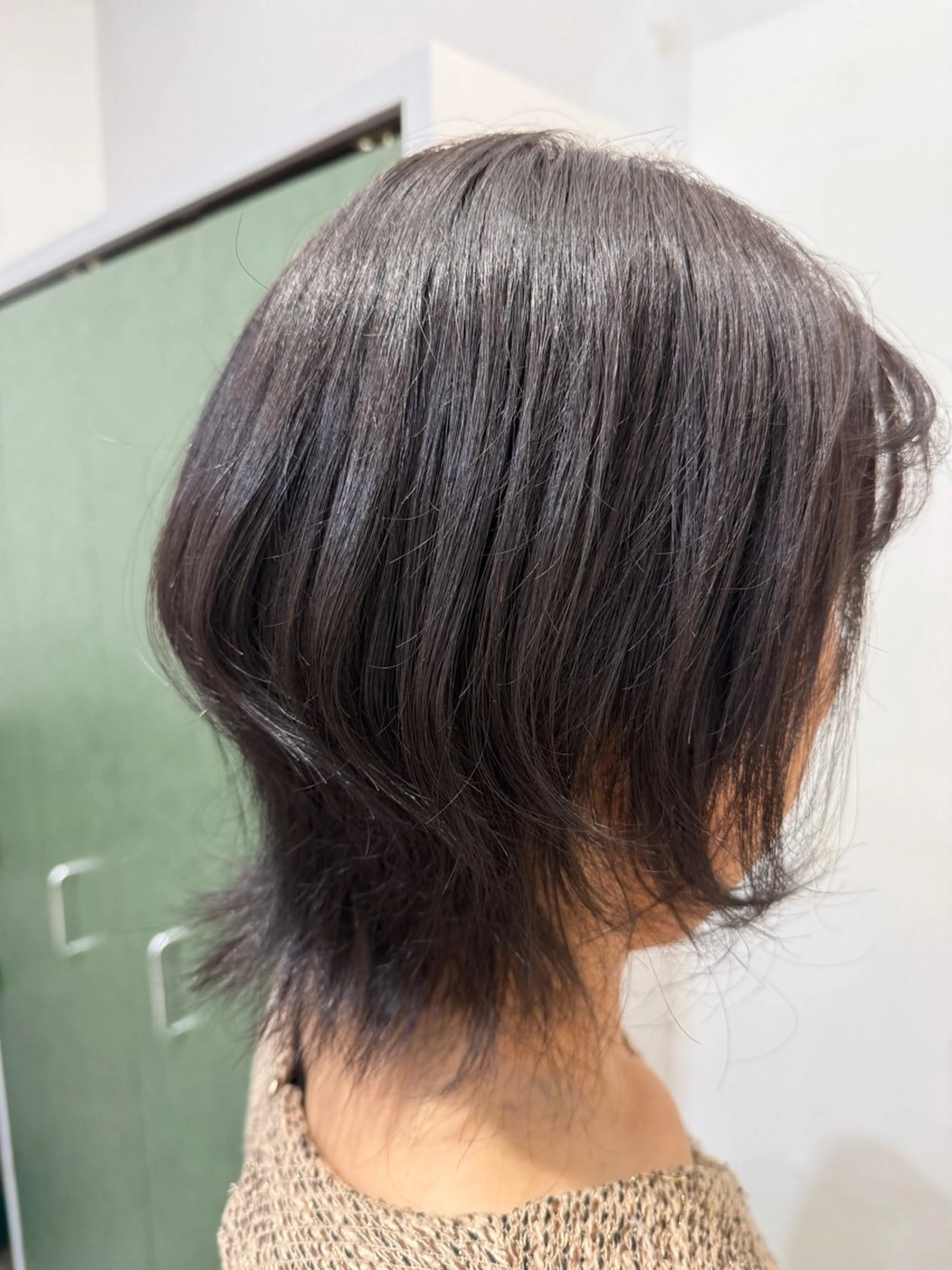 ミディアム カラー 大塚 しおりのヘアスタイル