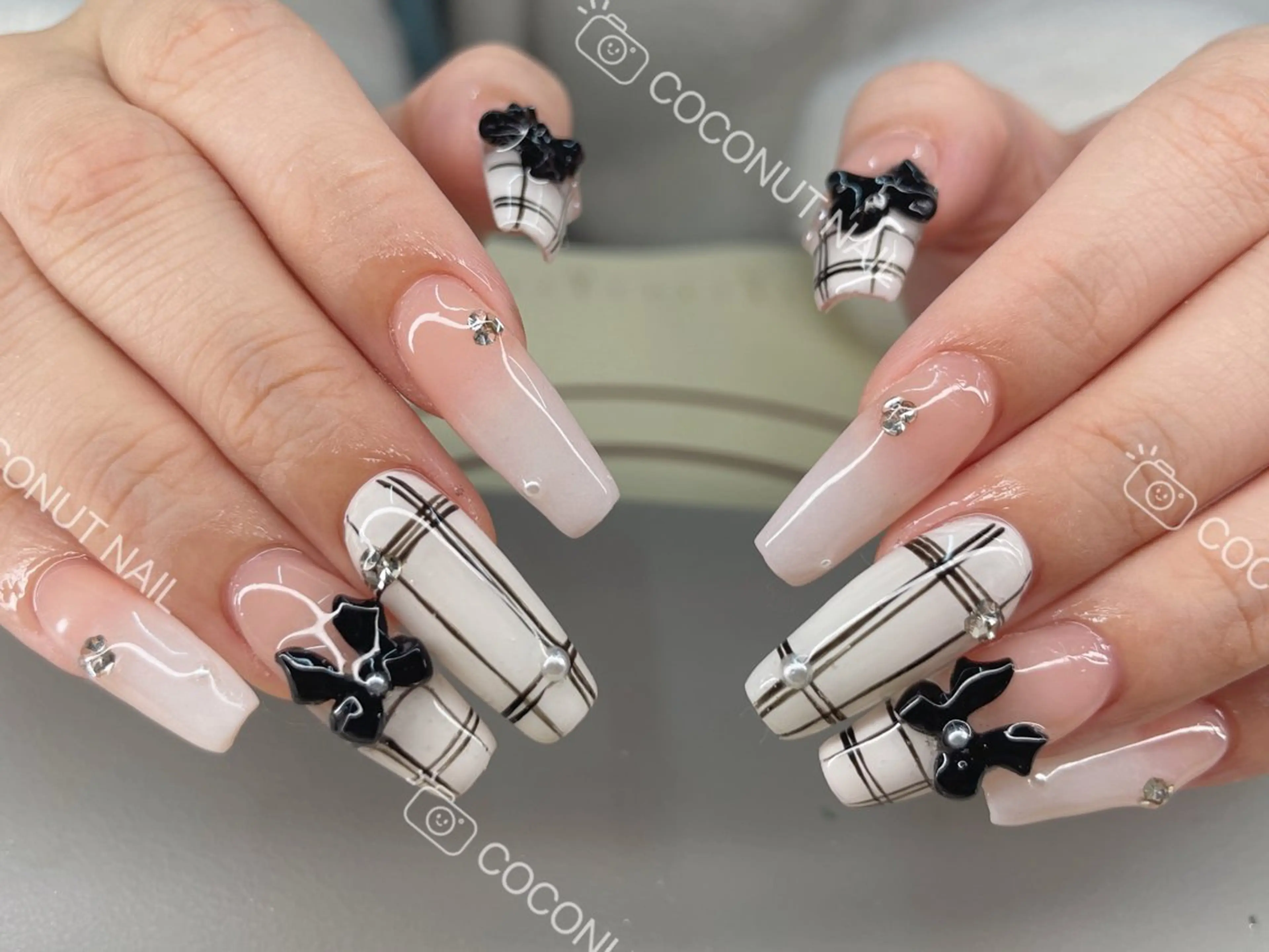 ネイル ハンドネイル 神田 ココナッツのネイルデザイン