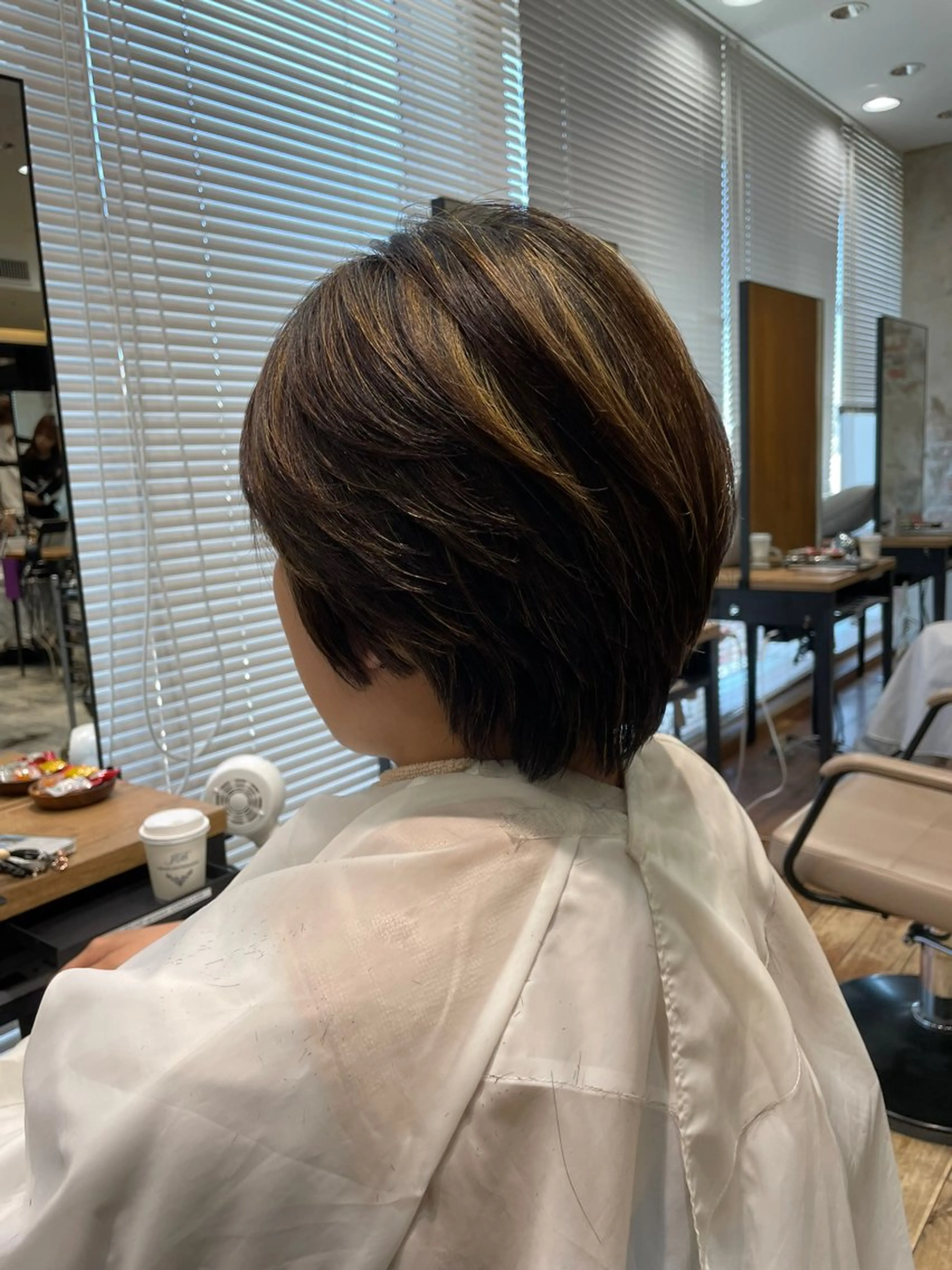 【火･木限定📢】ショートカット+AFLOATオリジナルトリートメント✂️🫧の写真