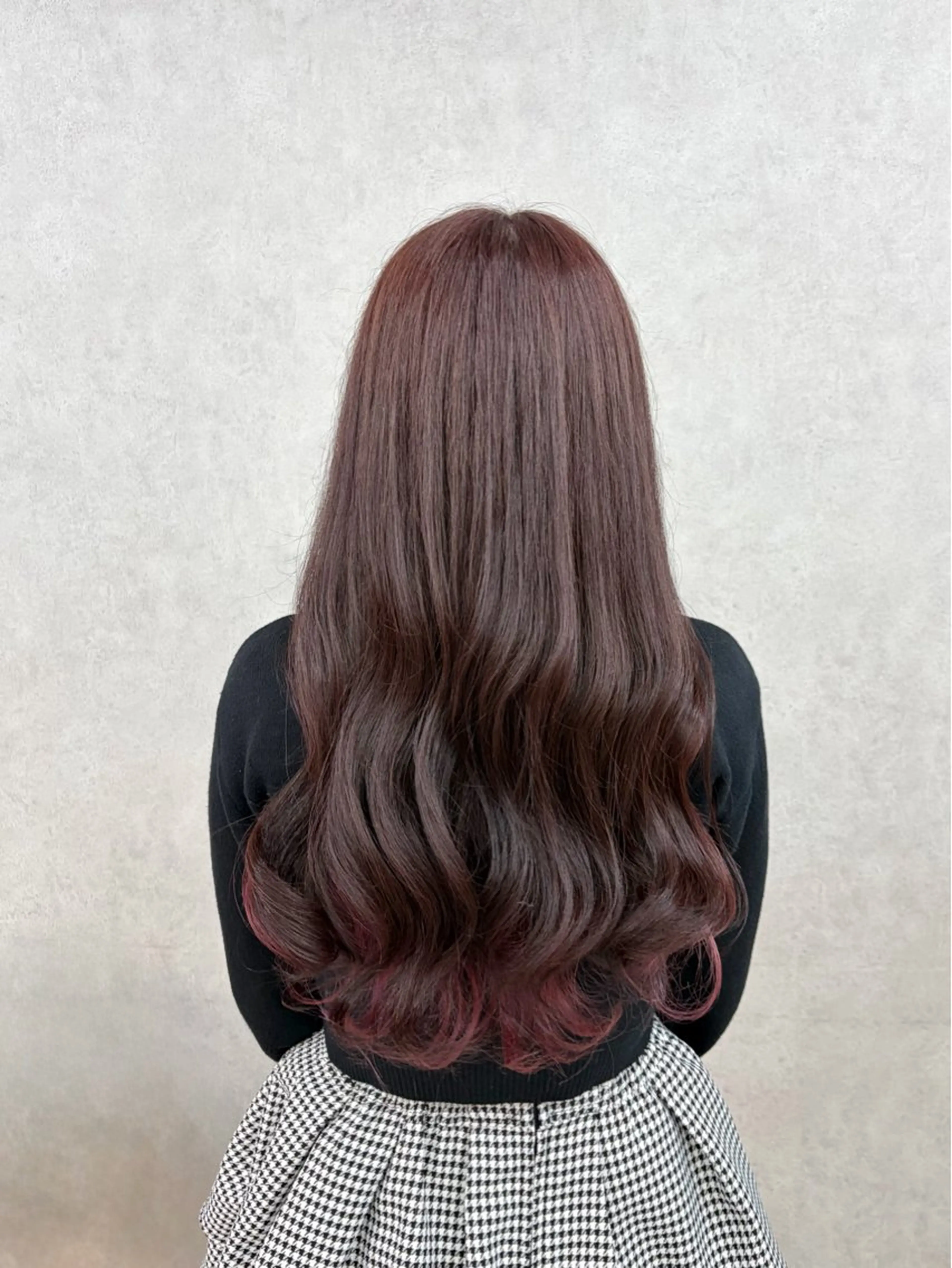 ロング カラー ブラウンカラー ピンクカラー ピンクブラウン 倉澤 愛理のヘアスタイル