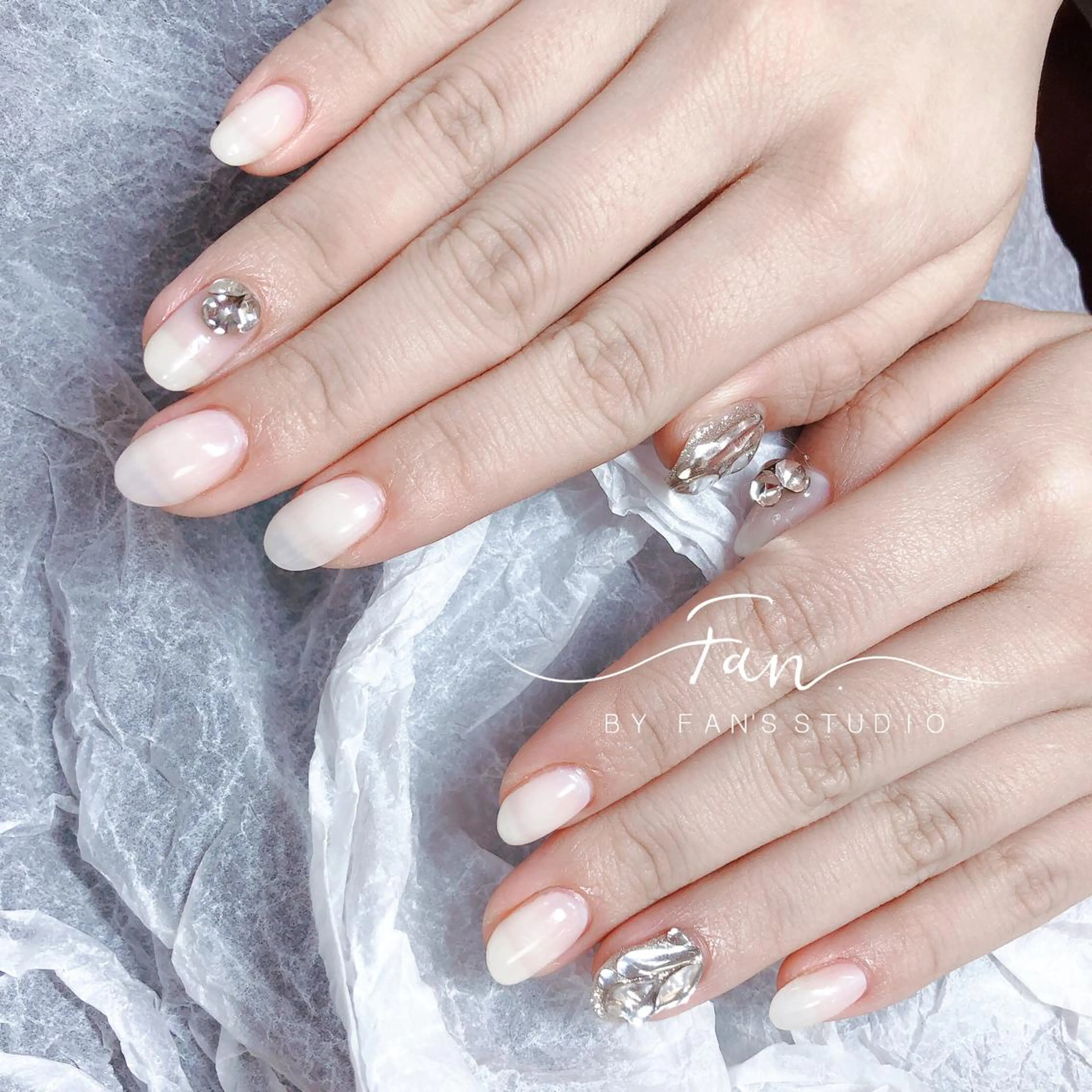 ネイル 🌻FAN'S STUDIO池袋🌻のネイルデザイン