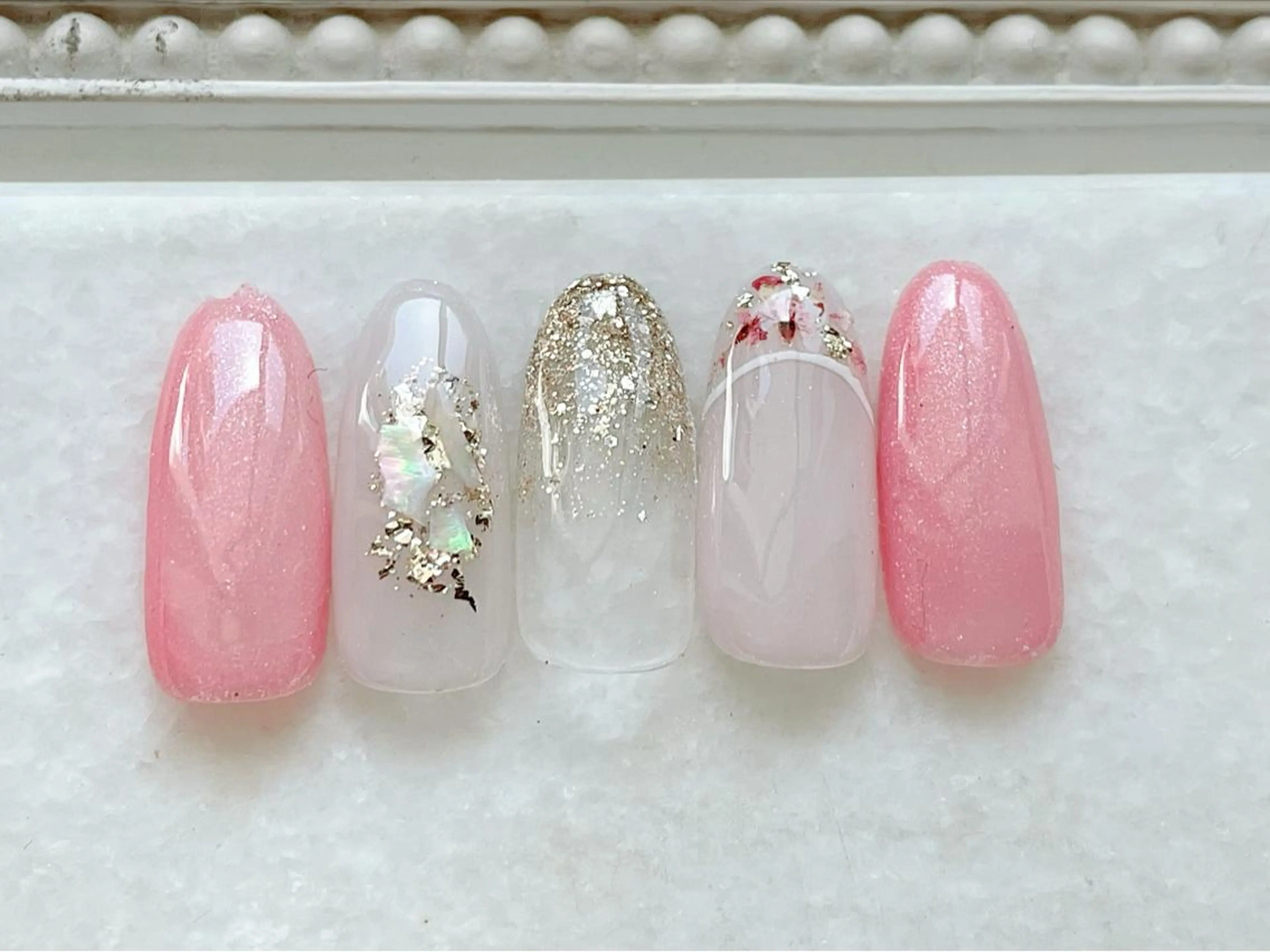 ネイル ジェルネイル キラキラネイル ミラーネイル パラジェル 春ネイル ハンドネイル Satomi  のネイルデザイン