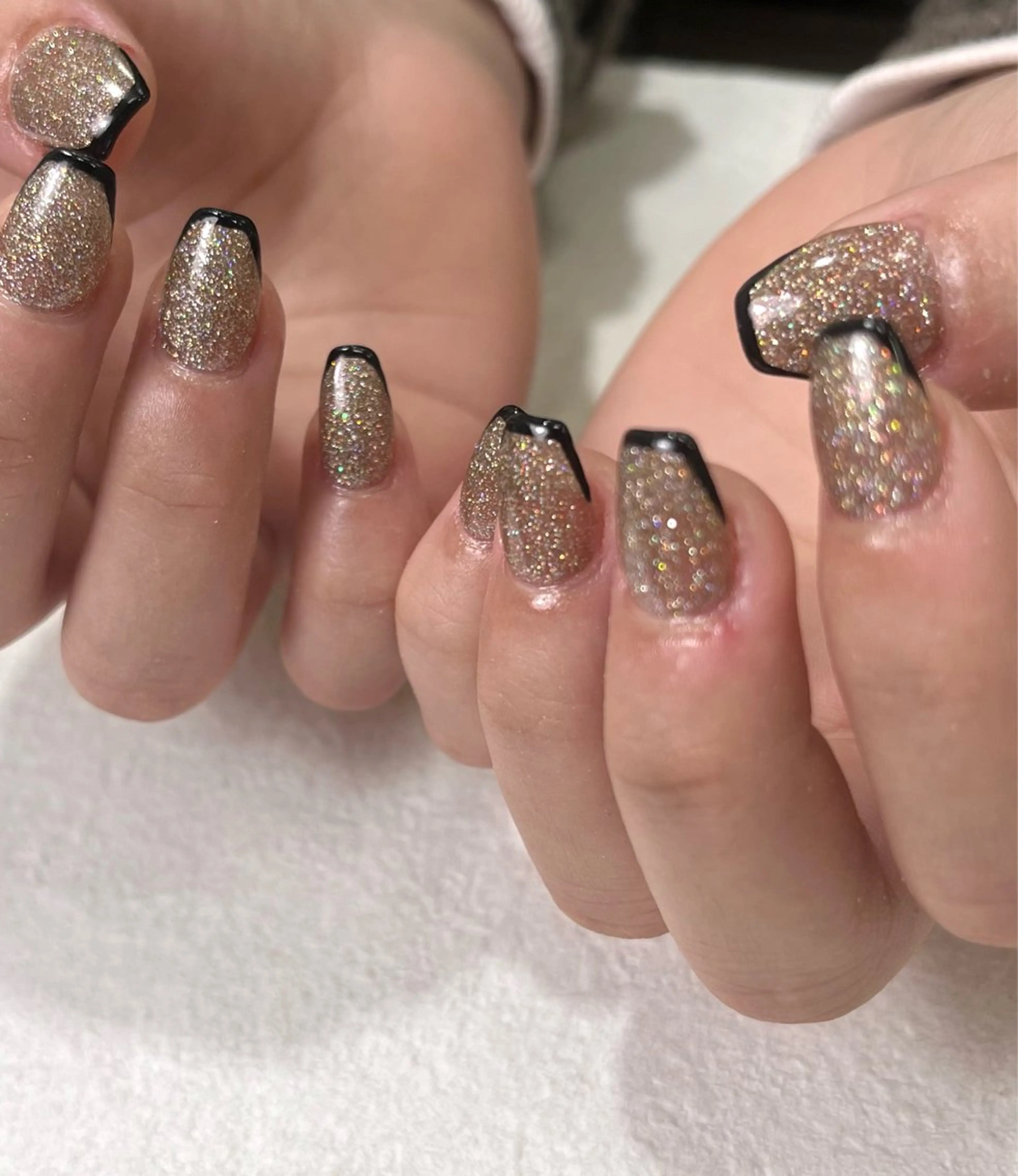 ネイル フレンチネイル ジェルネイル キラキラネイル ラメ(グリッター) パラジェル ハンドネイル Para Sol nail　Maoのネイルデザイン