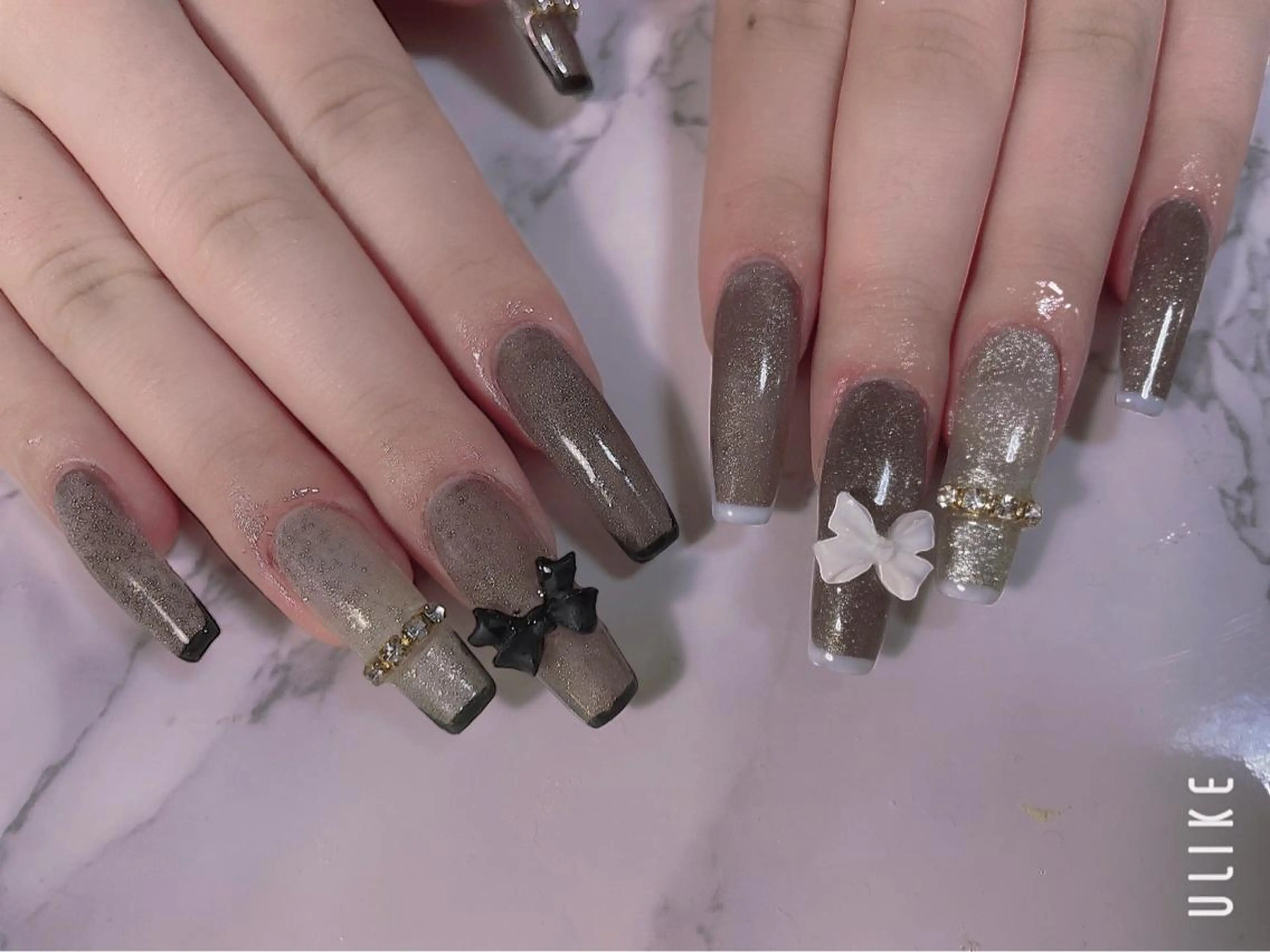 ネイル 高草木 桃香のネイルデザイン