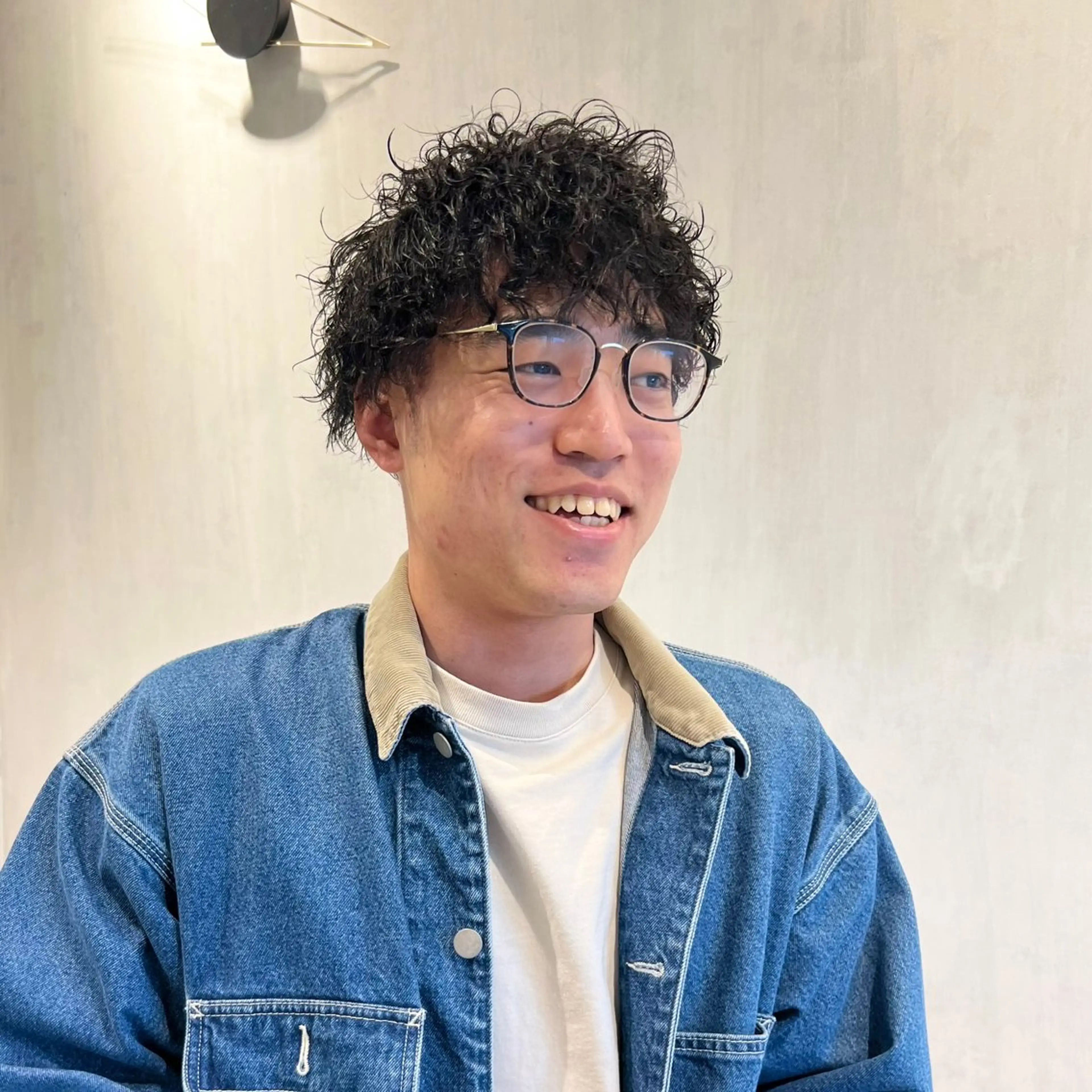 パーマ メンズ フェザーパーマ メンズパーマ プードルパーマ スペインカール スパイキーショート カット パーマ メンズパーマ/フェ ザーパーマ/古川晴輝のヘアスタイル