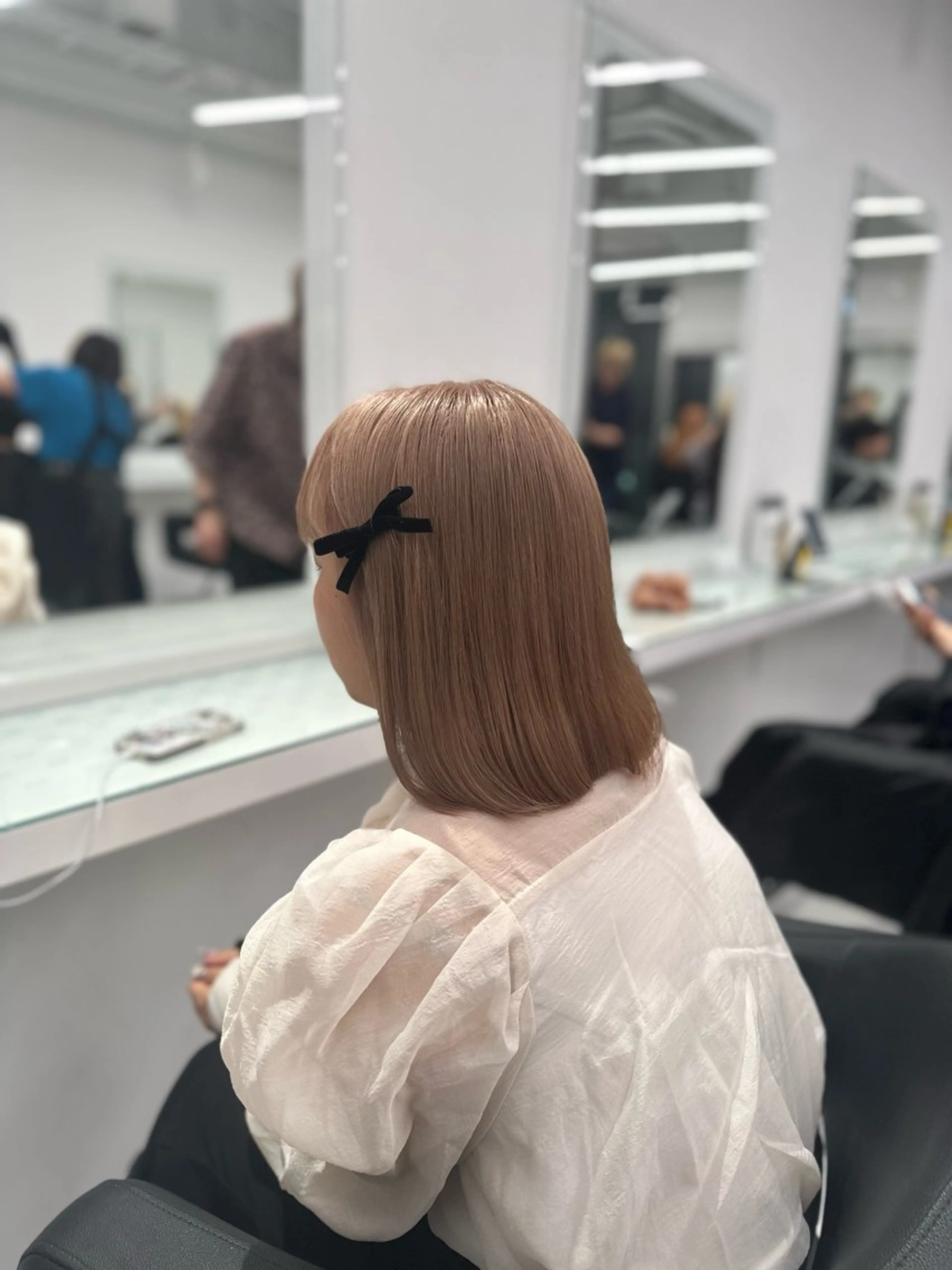 ミディアム カラー ヘアカラー トリートメント ヘッドスパ ヘアセット ❄最強かわいいカラー ❄️MINA❄️のヘアスタイル