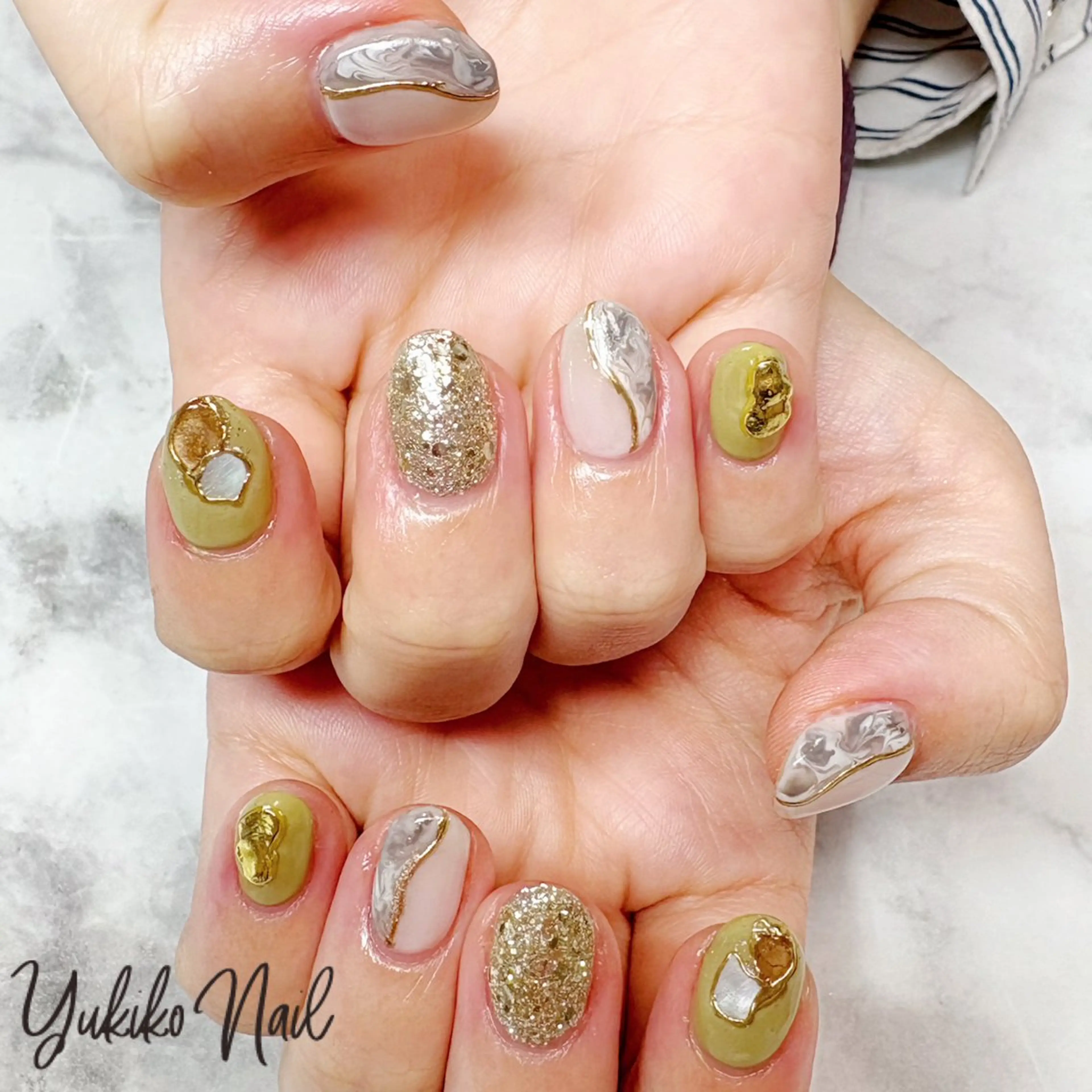 ネイル グリーン 大理石ネイル(マーブル) ニュアンスネイル ユキコ ネイルのネイルデザイン