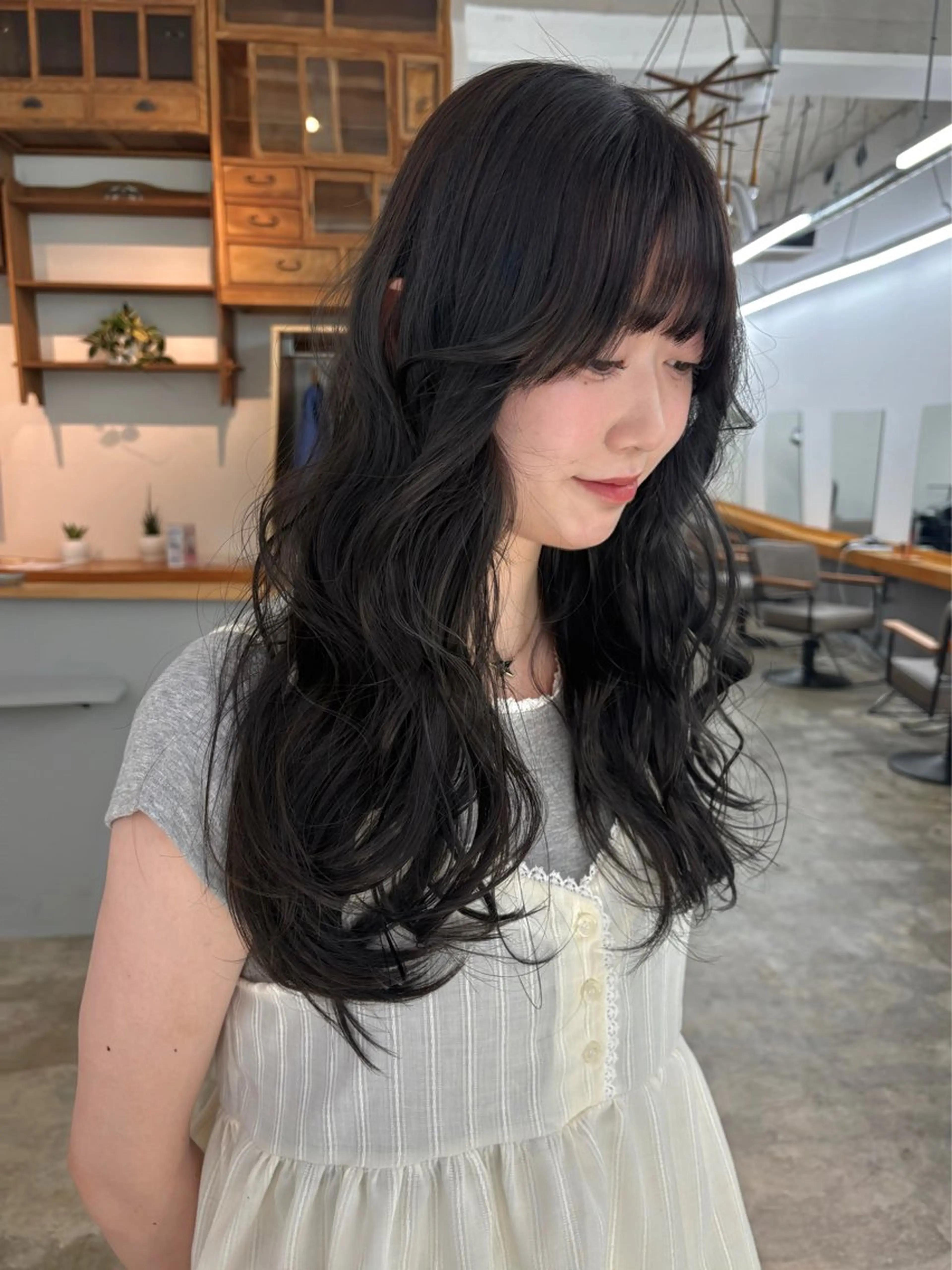 ロング ヘアカラー トリートメント Fev YUZUのヘアスタイル