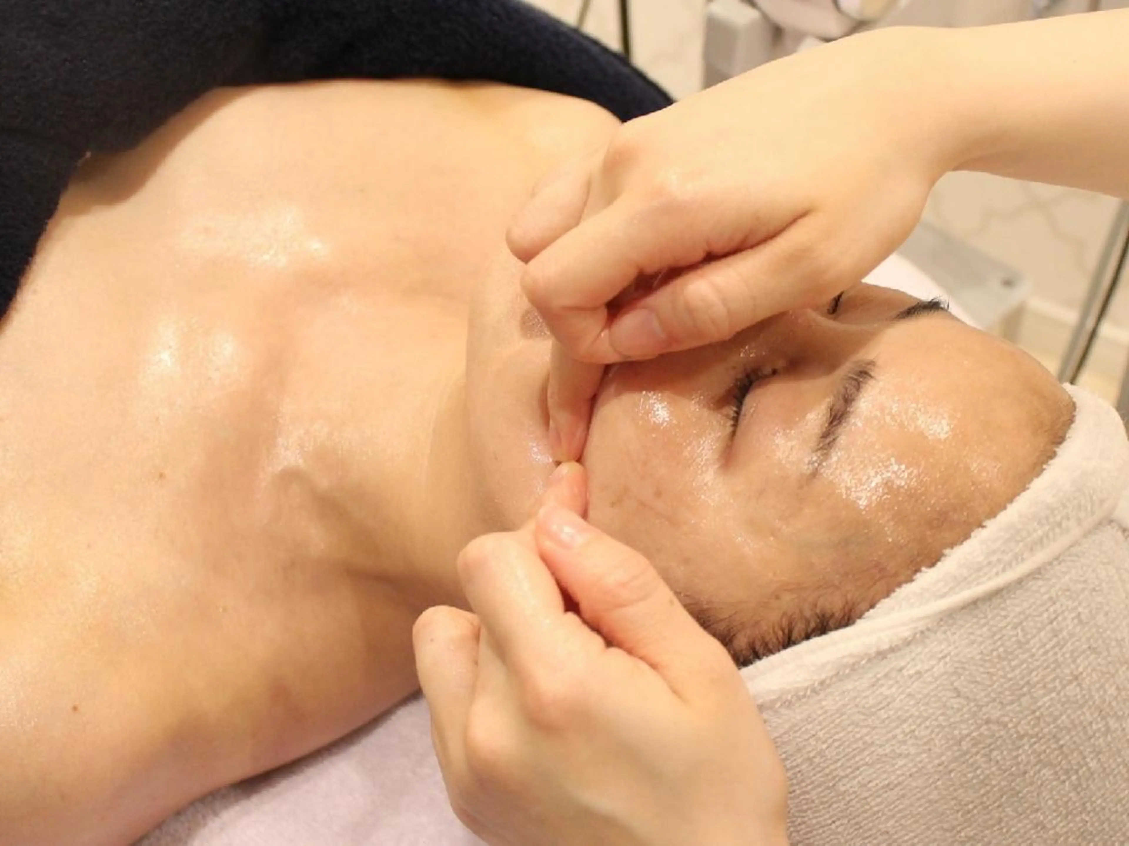 小顔・スペシャルケア+メイクつき！の写真