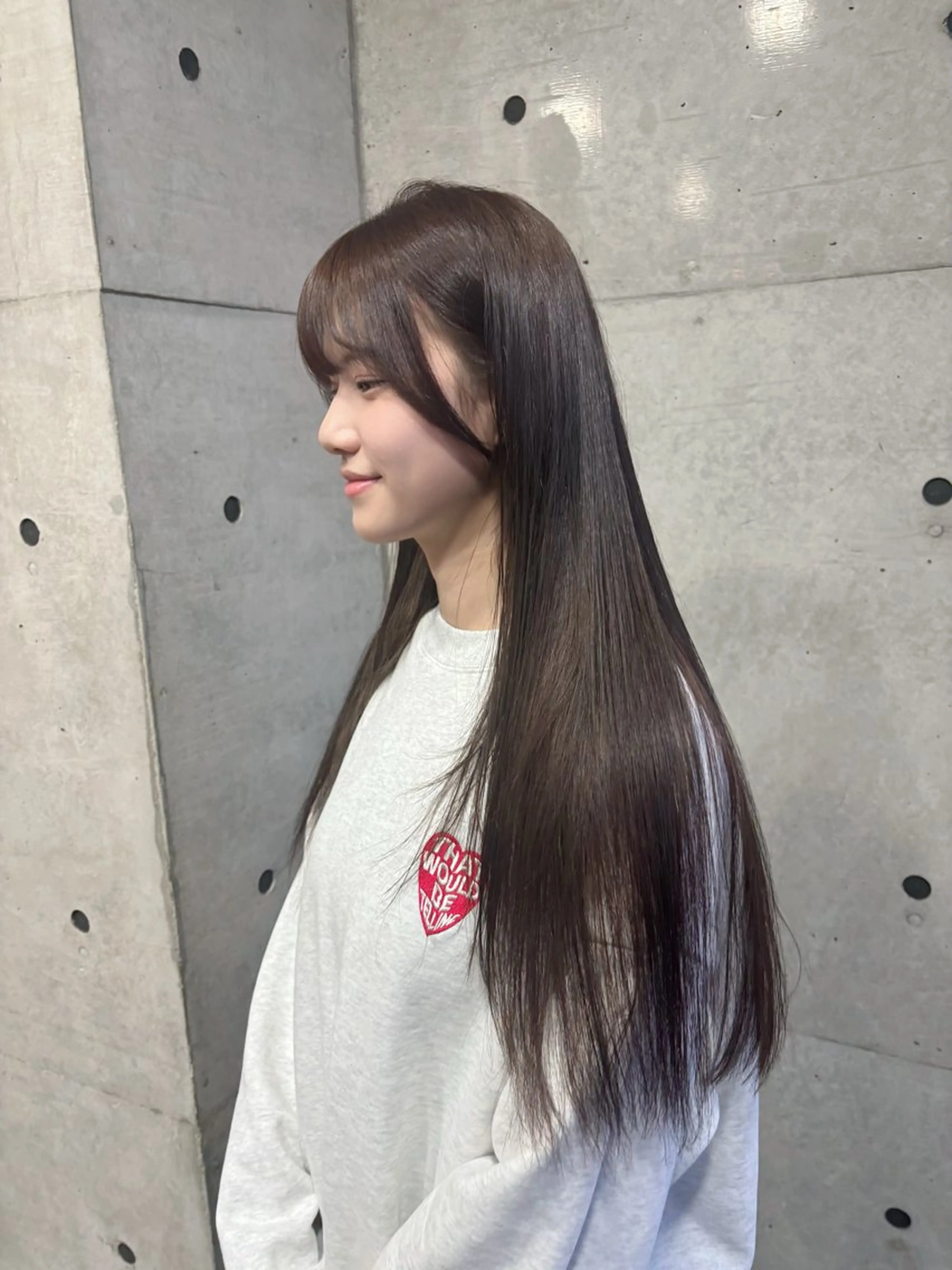 ロング レイヤーカット カット ヘアカラー 韓国ヘア🤍 慎之介のヘアスタイル