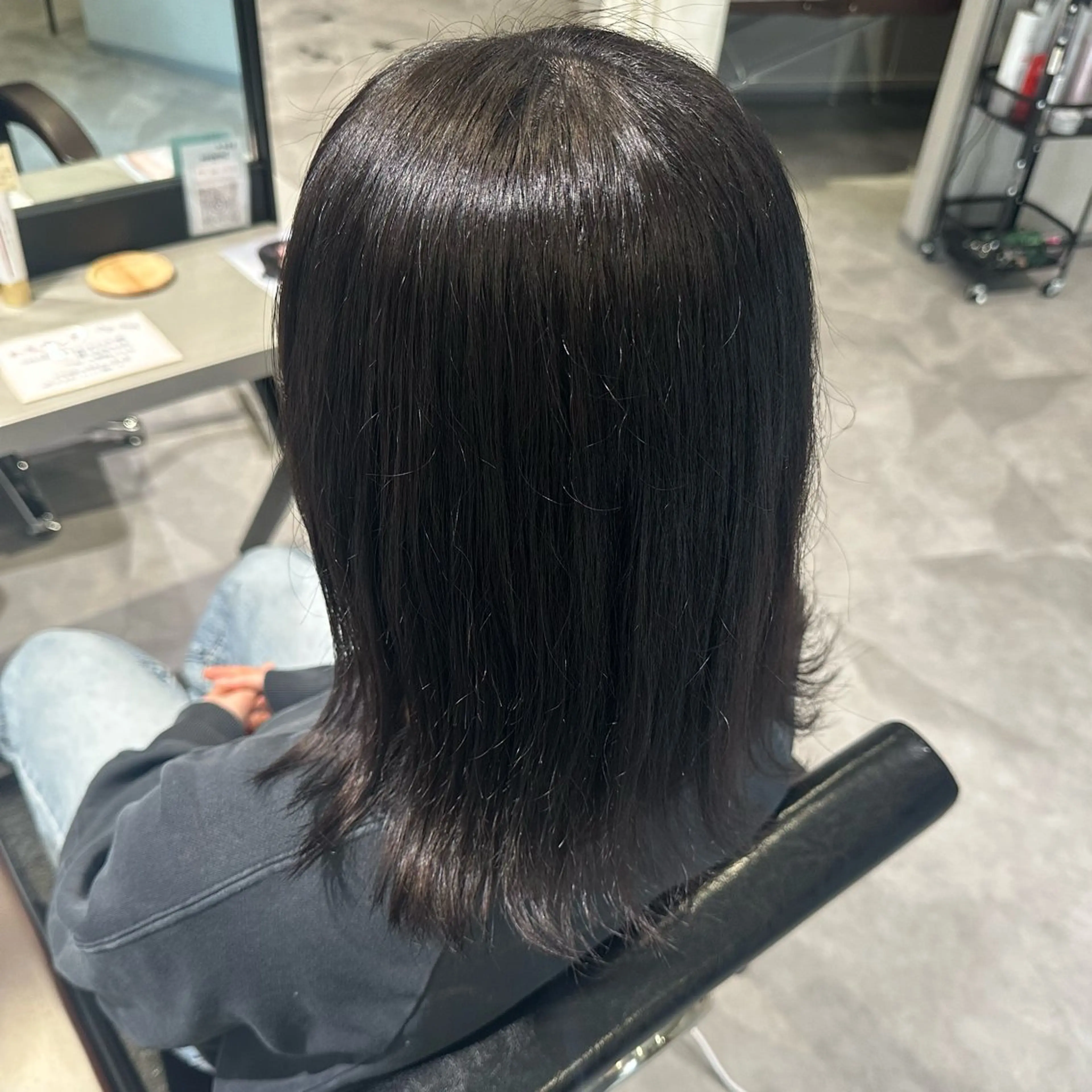 ミディアム カラー アッシュ カット ヘアカラー MIRUKA/ 暖色カラー/ベージュのヘアスタイル