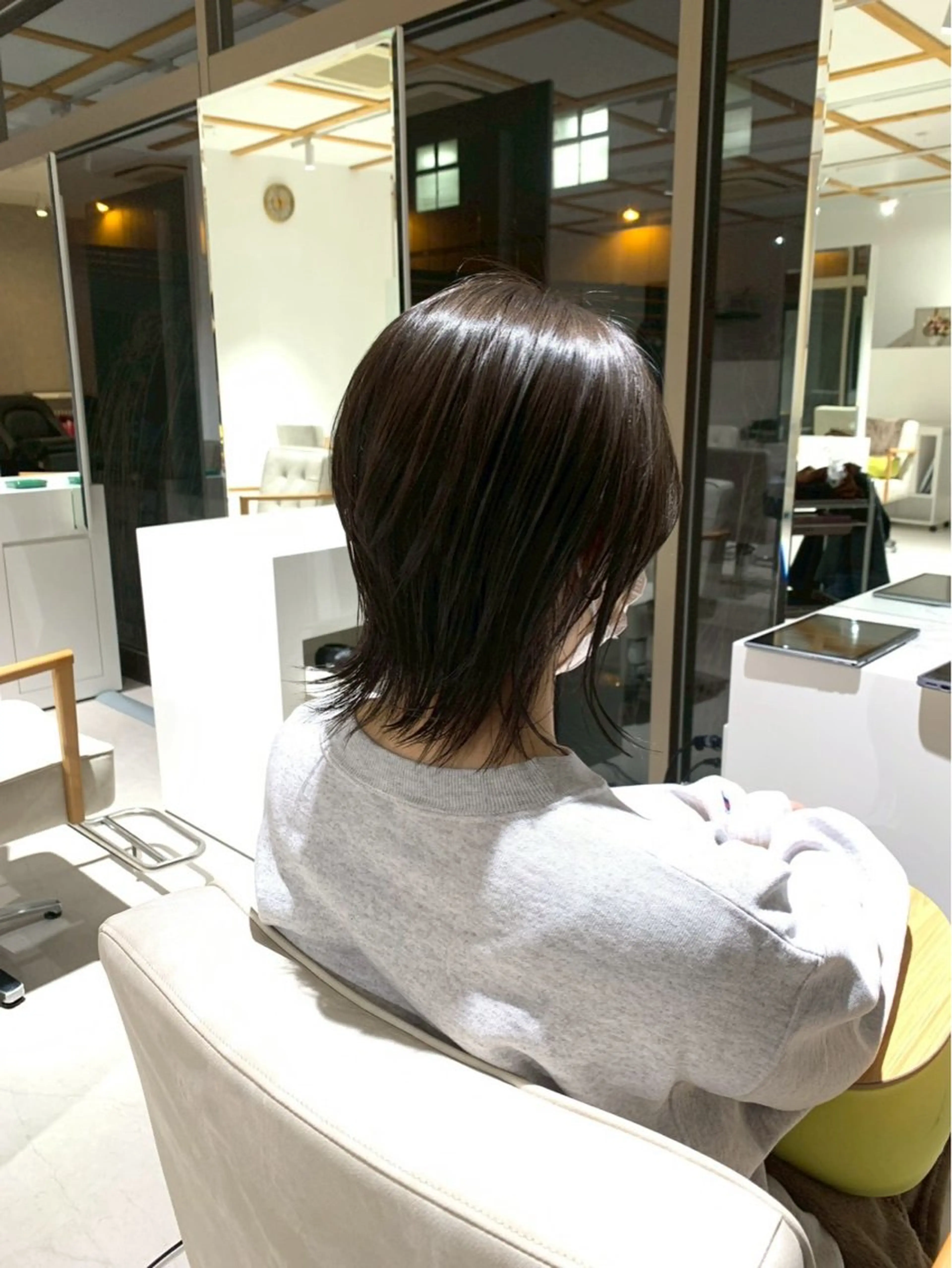 ショート カラー ヘアカラー 木村 友泉のヘアスタイル