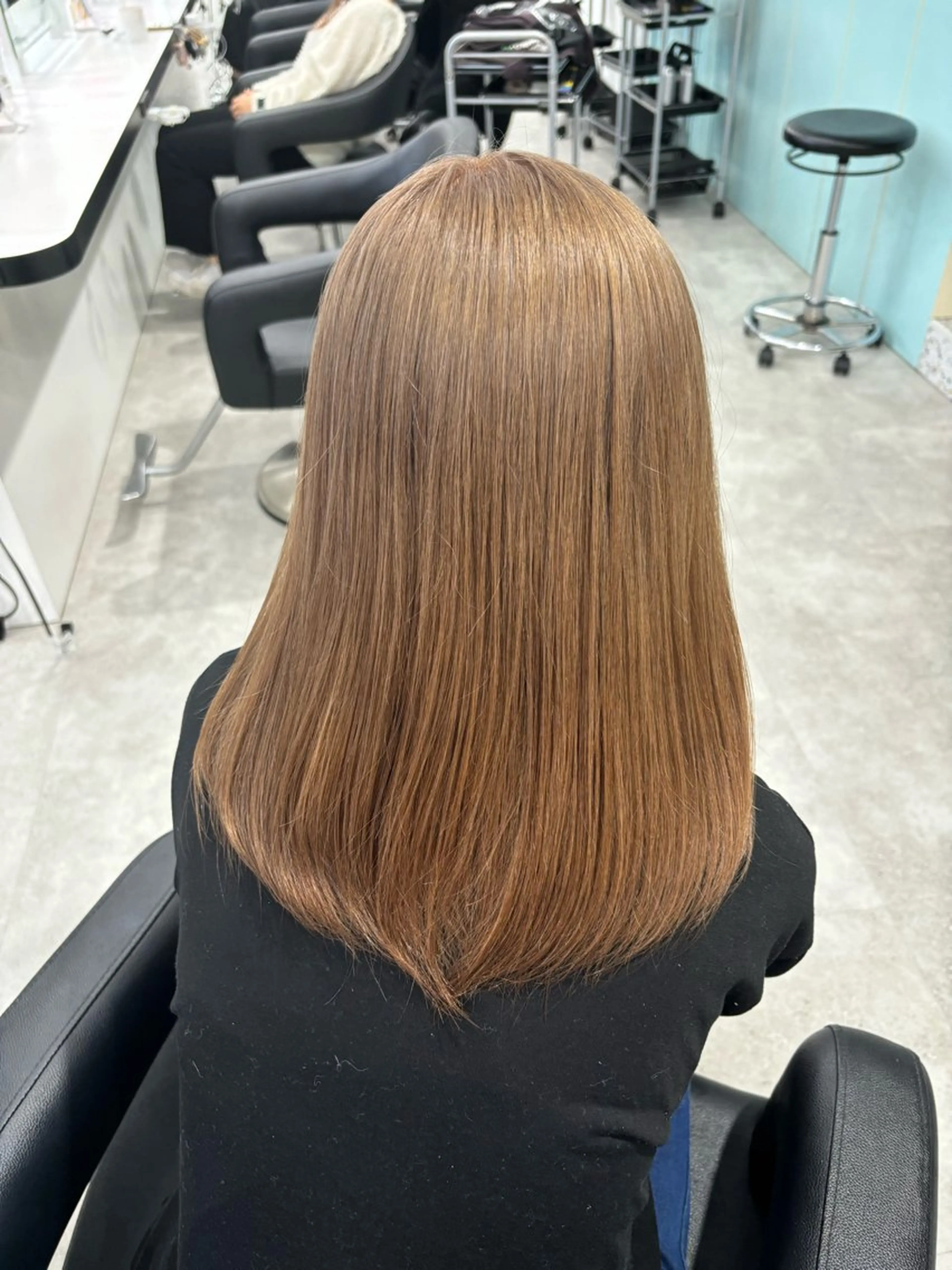 ロング 艶髪ハイトーンカラー 渋谷🎀ririkaのヘアスタイル