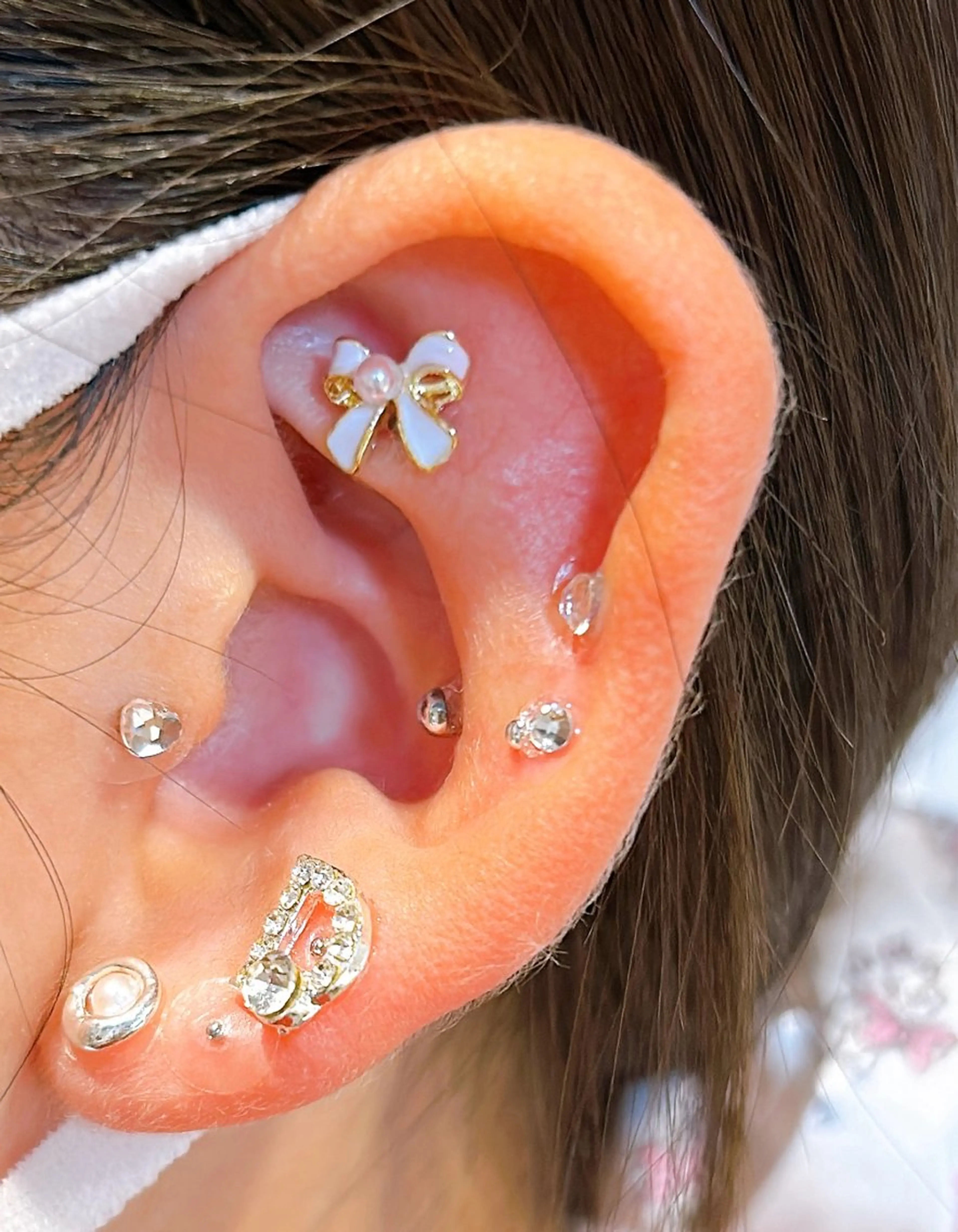 今話題の‼︎耳ツボジュエリー💎付け放題の写真