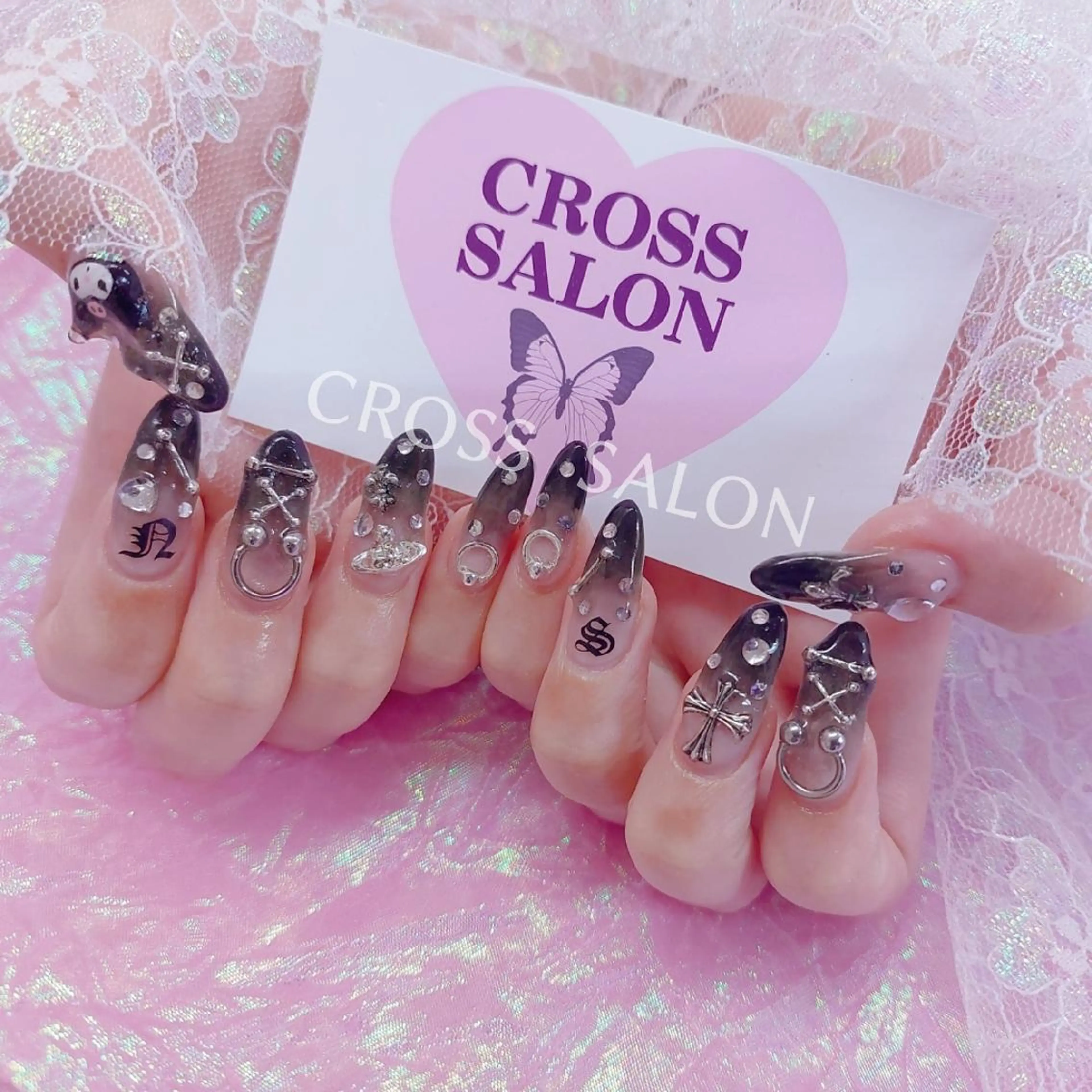 ネイル CROSS  クロス　のネイルデザイン