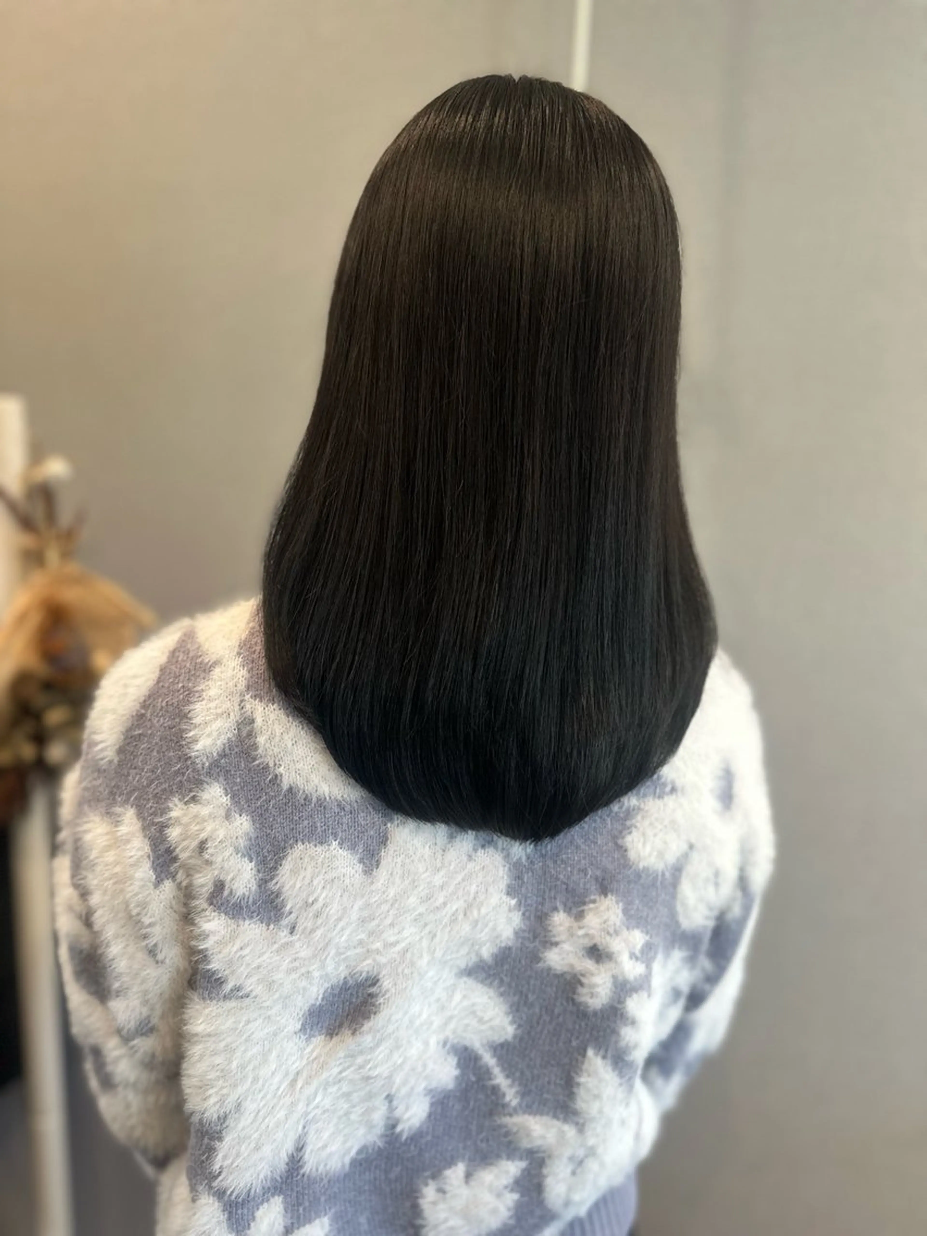 セミロング K Harukaのヘアスタイル