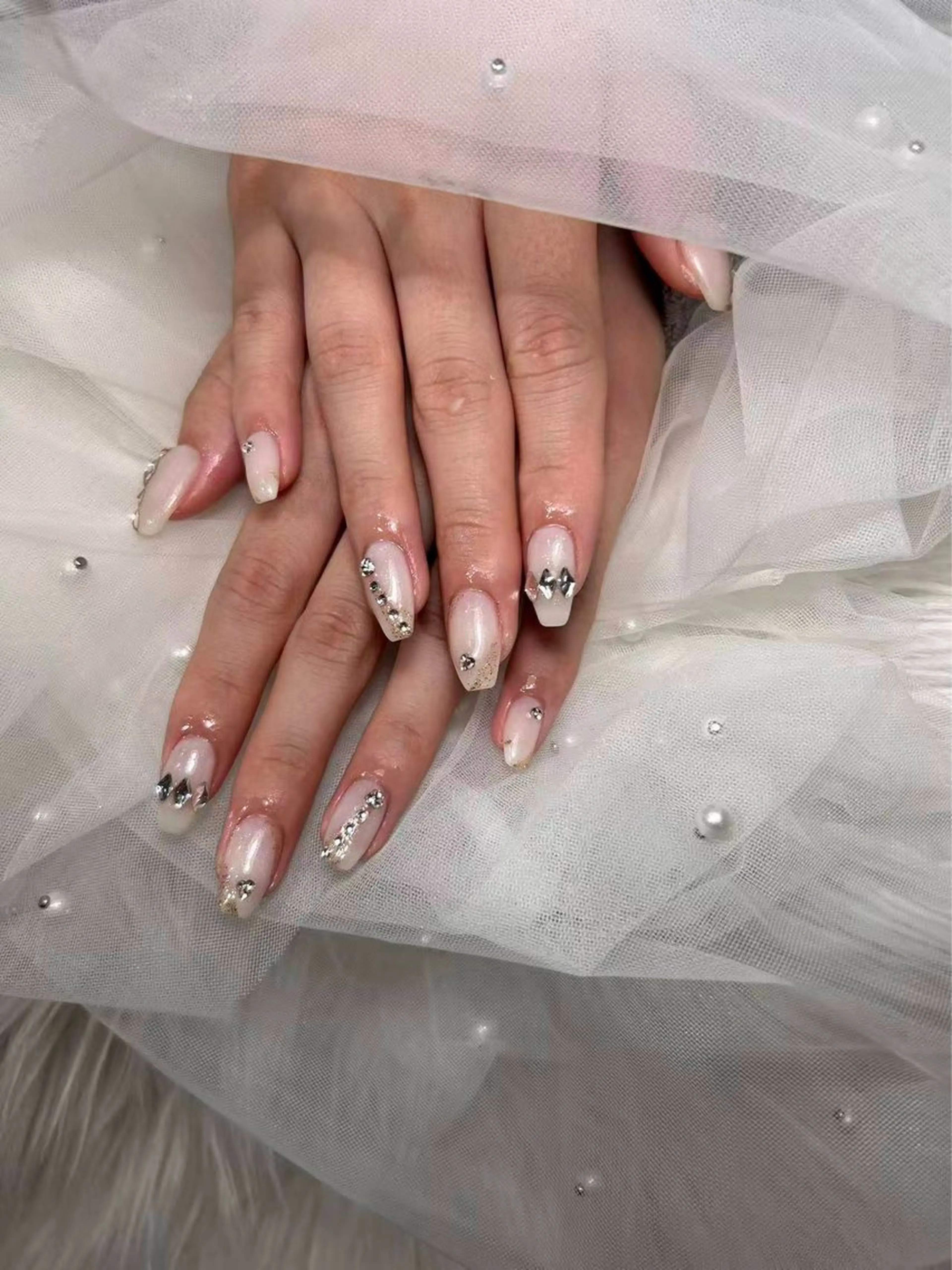 ネイル ハンドネイル ハンドケア 🌈 Laule'aのネイルデザイン