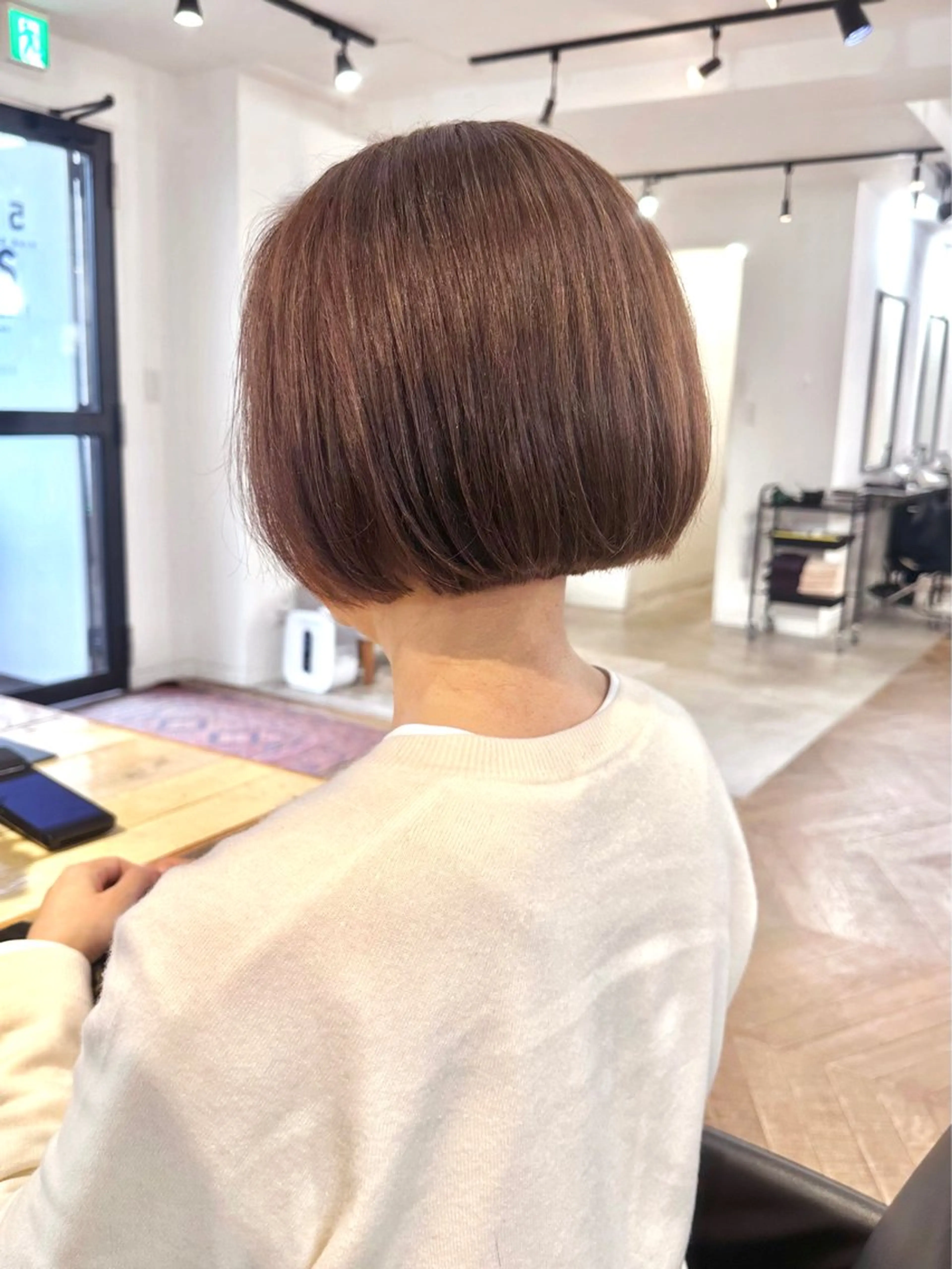 ショート ボブ 榎本 健太のヘアスタイル