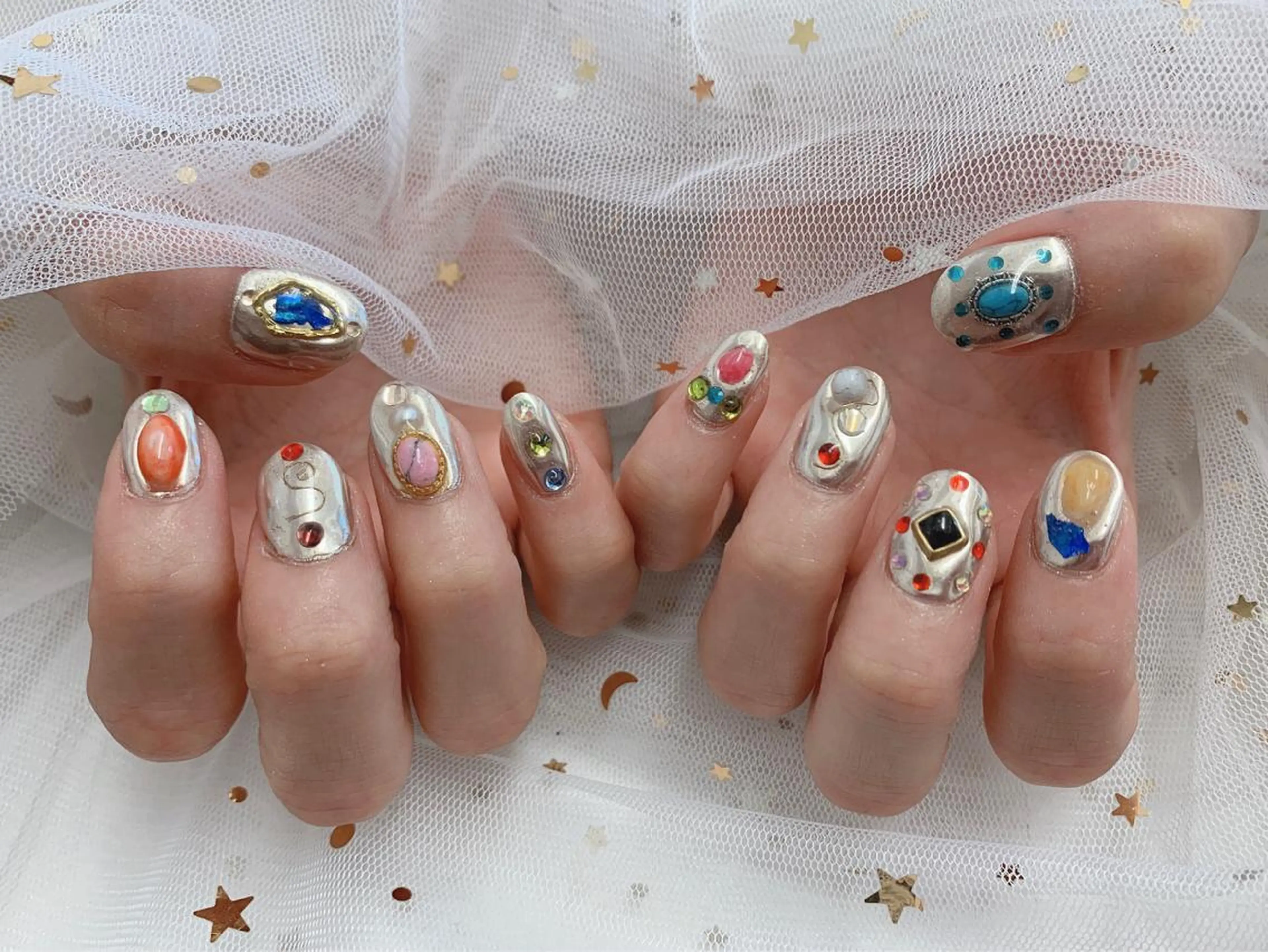 ネイル MiKi Nai池袋 長さだし得意のネイルデザイン