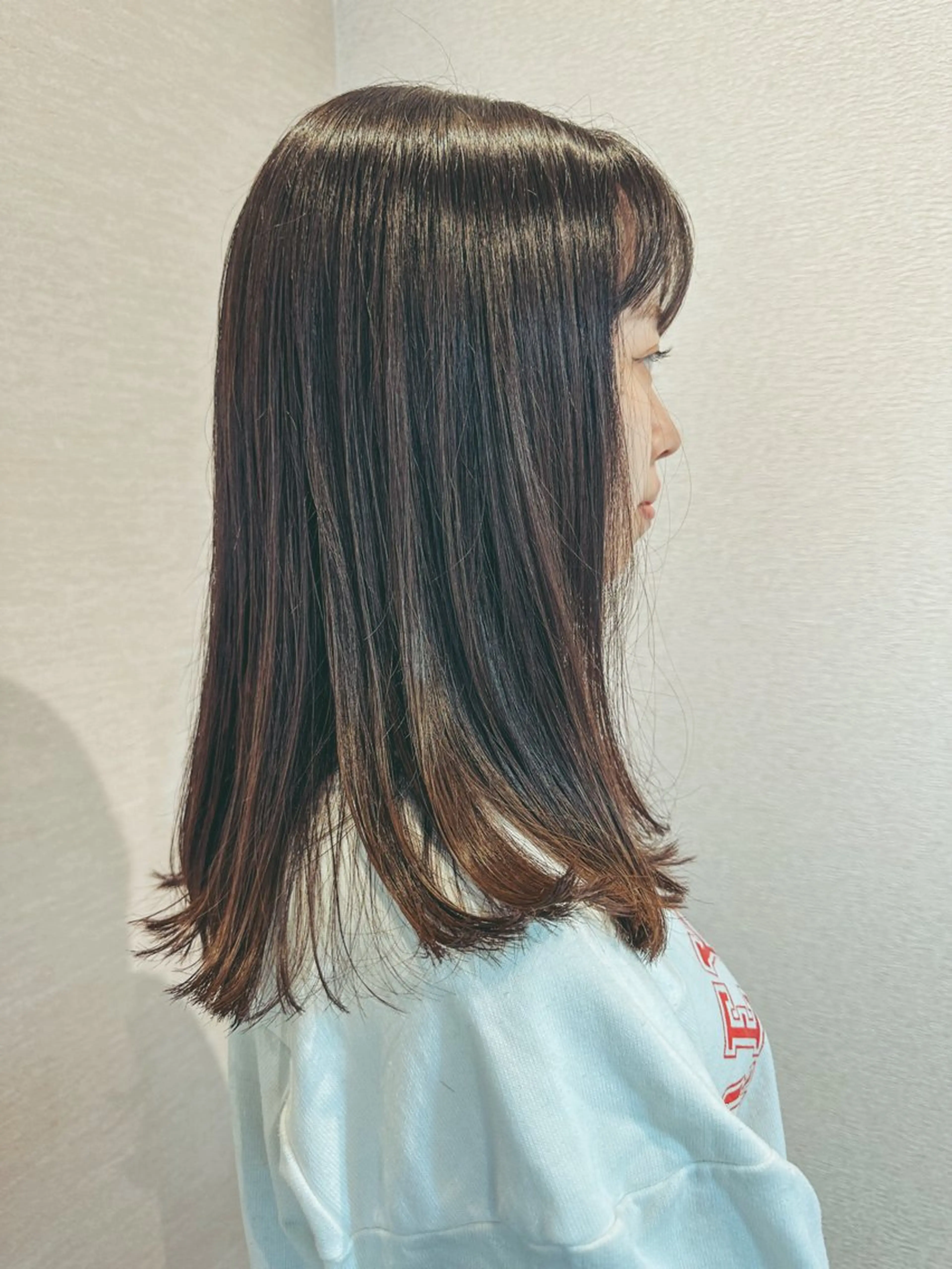 セミロング 顔まわりレイヤー 顔周りカット 韓国風ヘア レイヤーカット Chic押上🩵 misakiのヘアスタイル