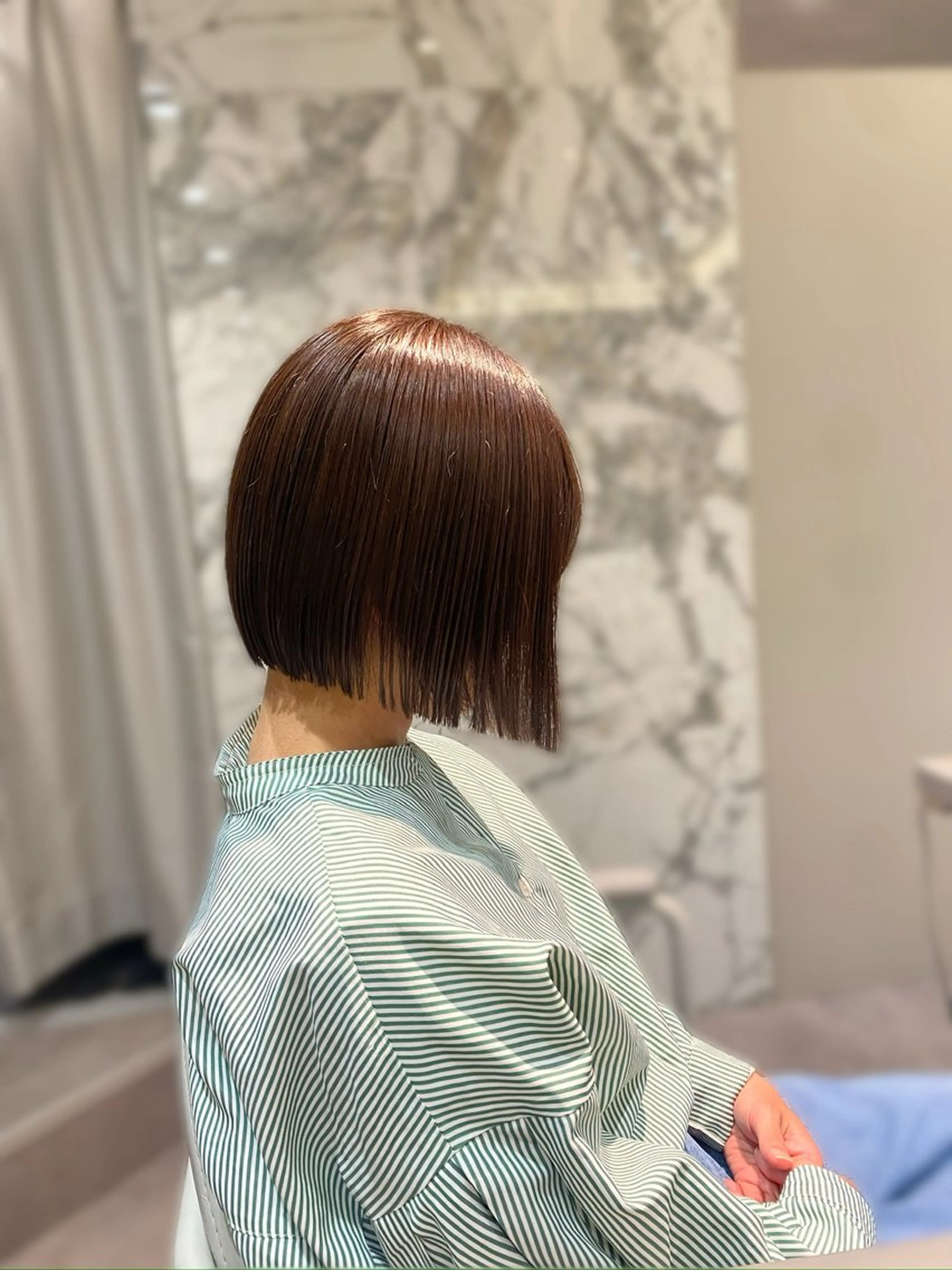 カット、カラーの写真