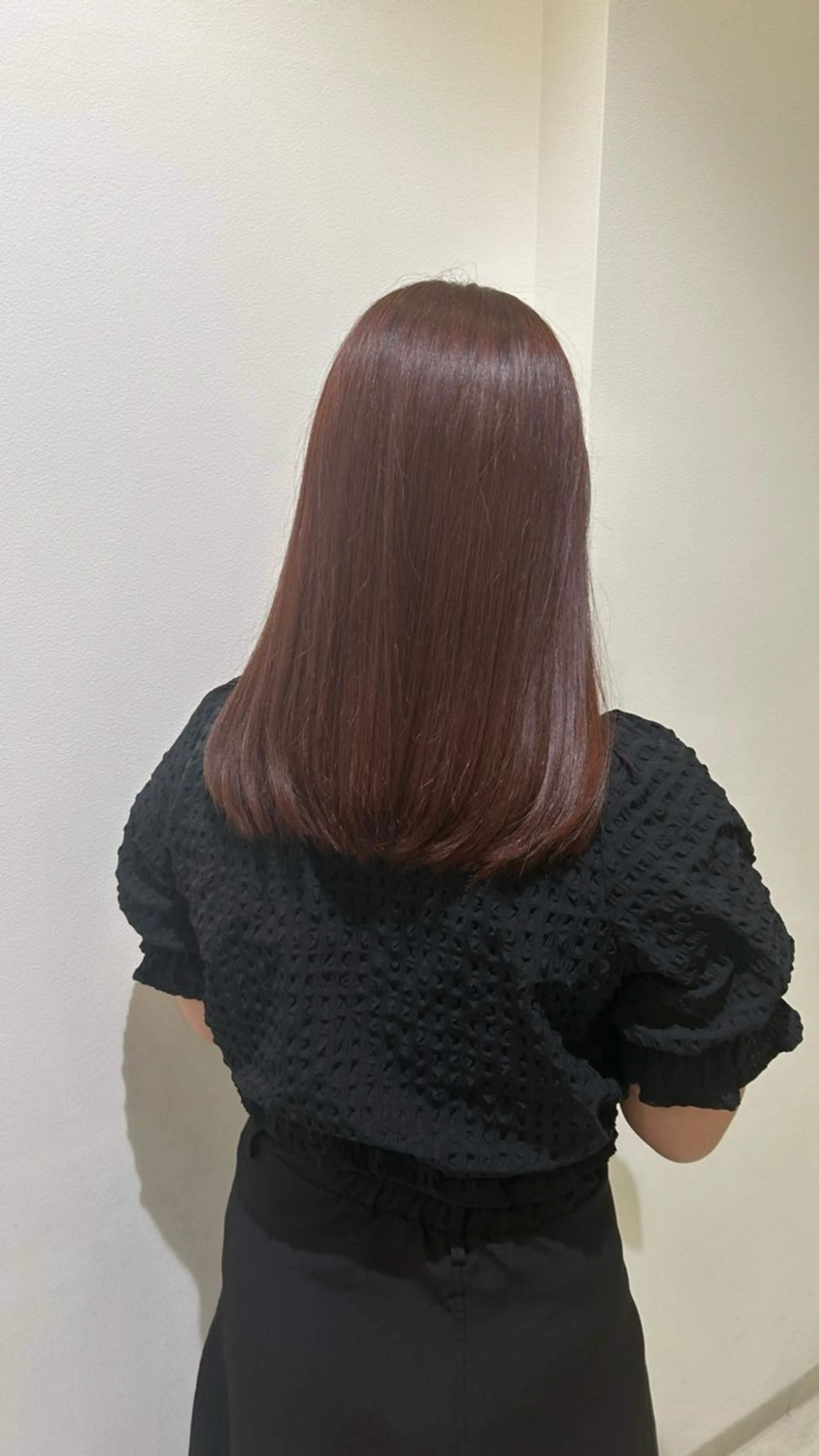 セミロング カラー cher. 熊谷衣織のヘアスタイル