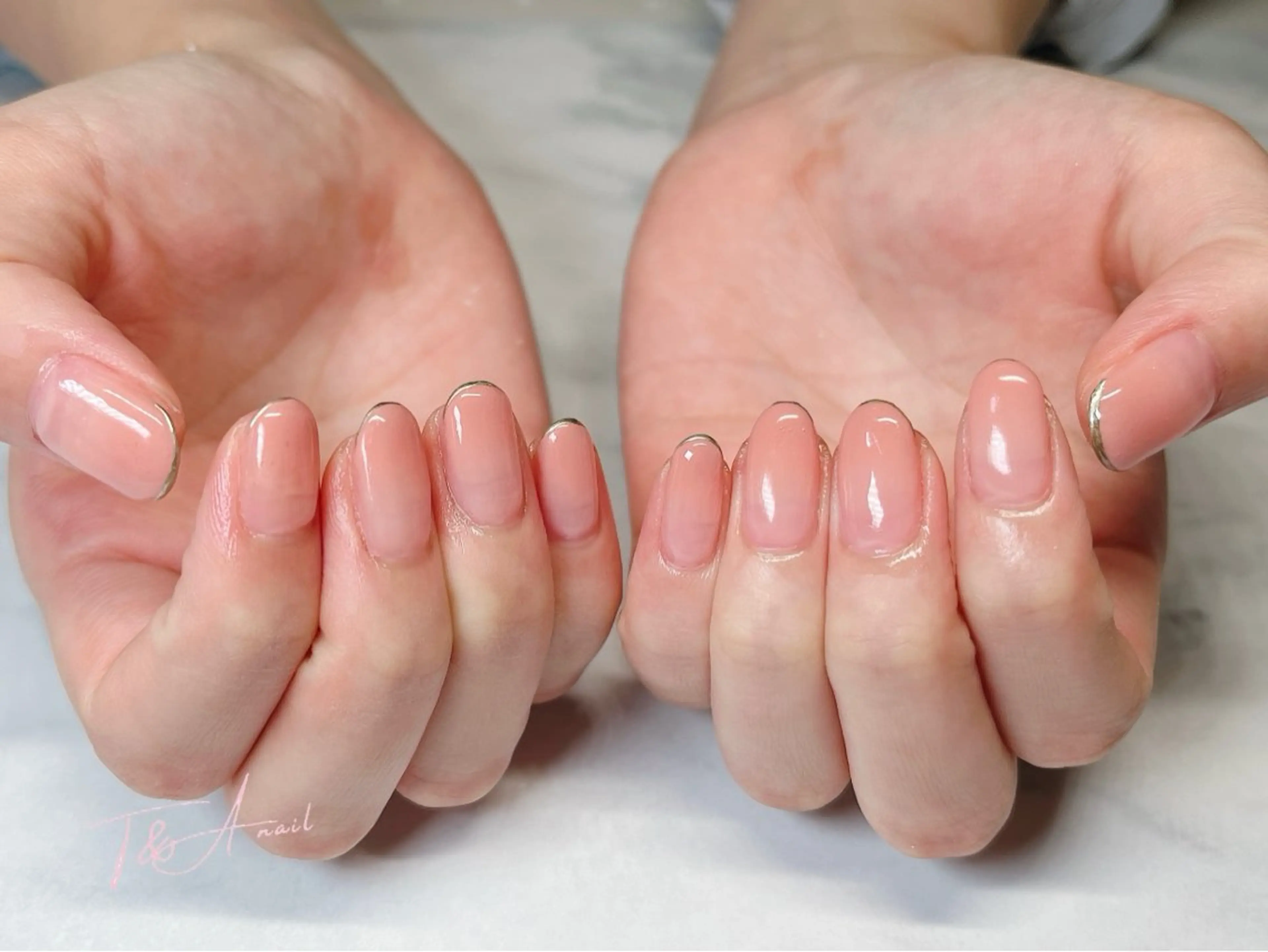 ネイル ジェルネイル ゴールド ピンク スカルプネイル シンプルネイル ハンドネイル T&A nailのネイルデザイン