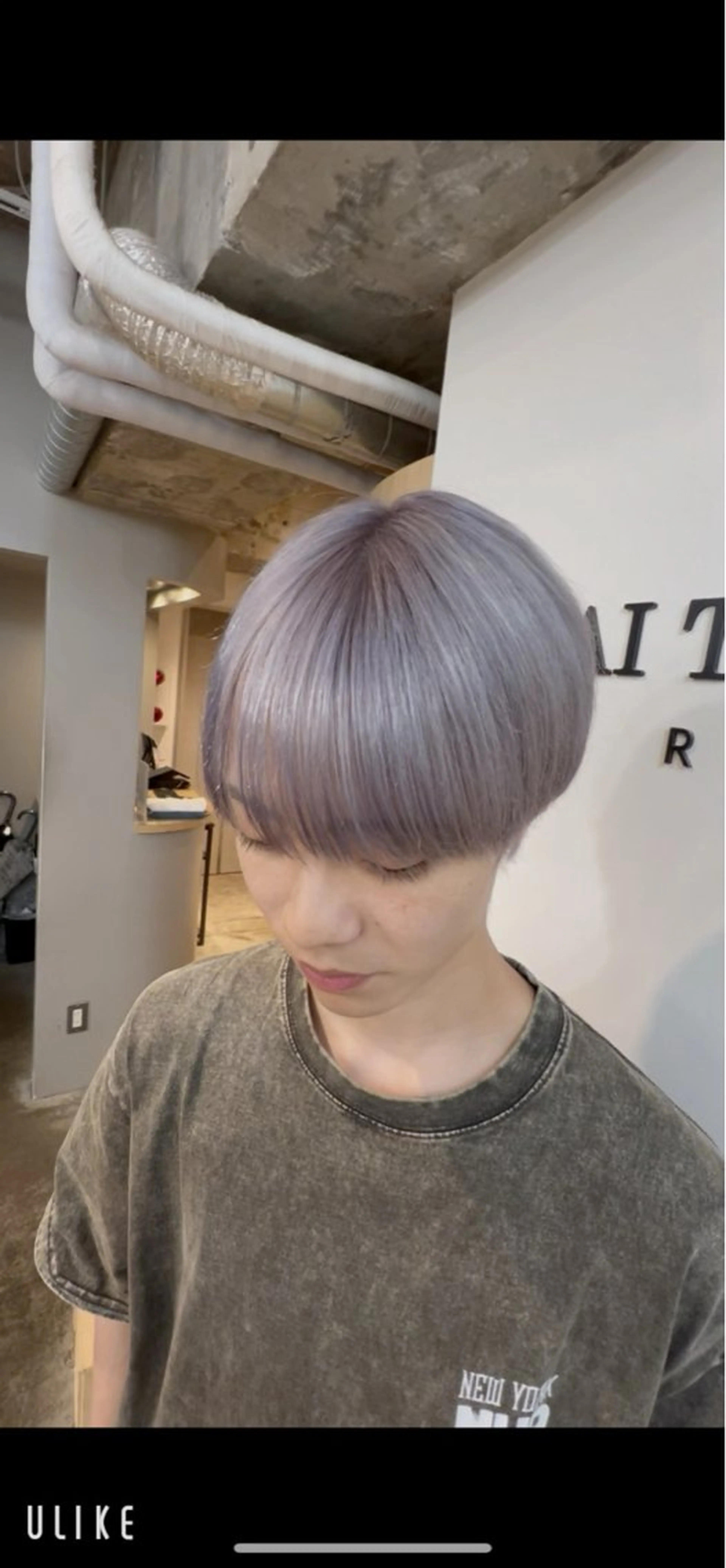 カラー ブリーチ シルバー AITOKYOアキラ 渋谷/縮毛/パーマのヘアスタイル