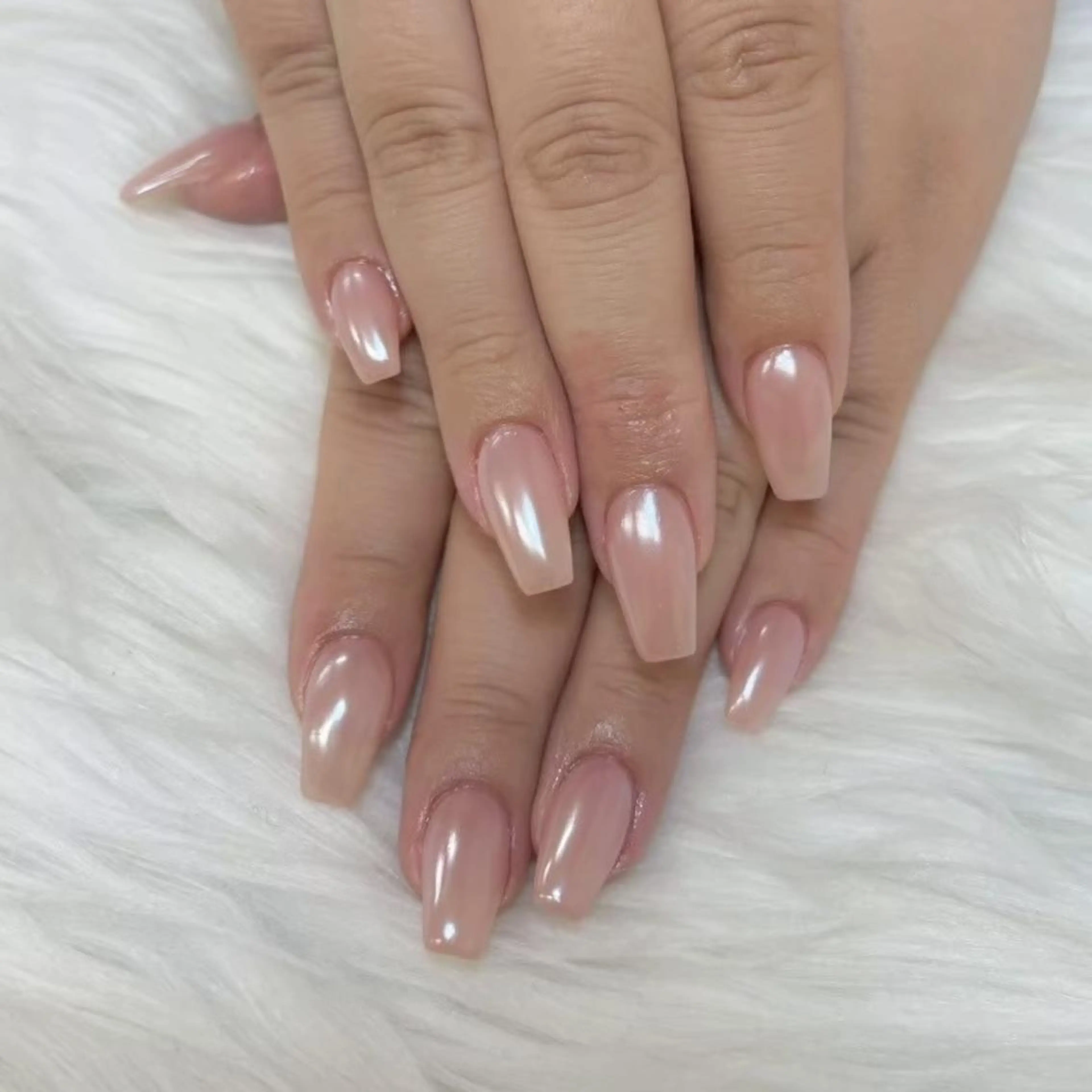 ネイル オーロラネイル ワンカラーネイル NANA SAKURAのネイルデザイン