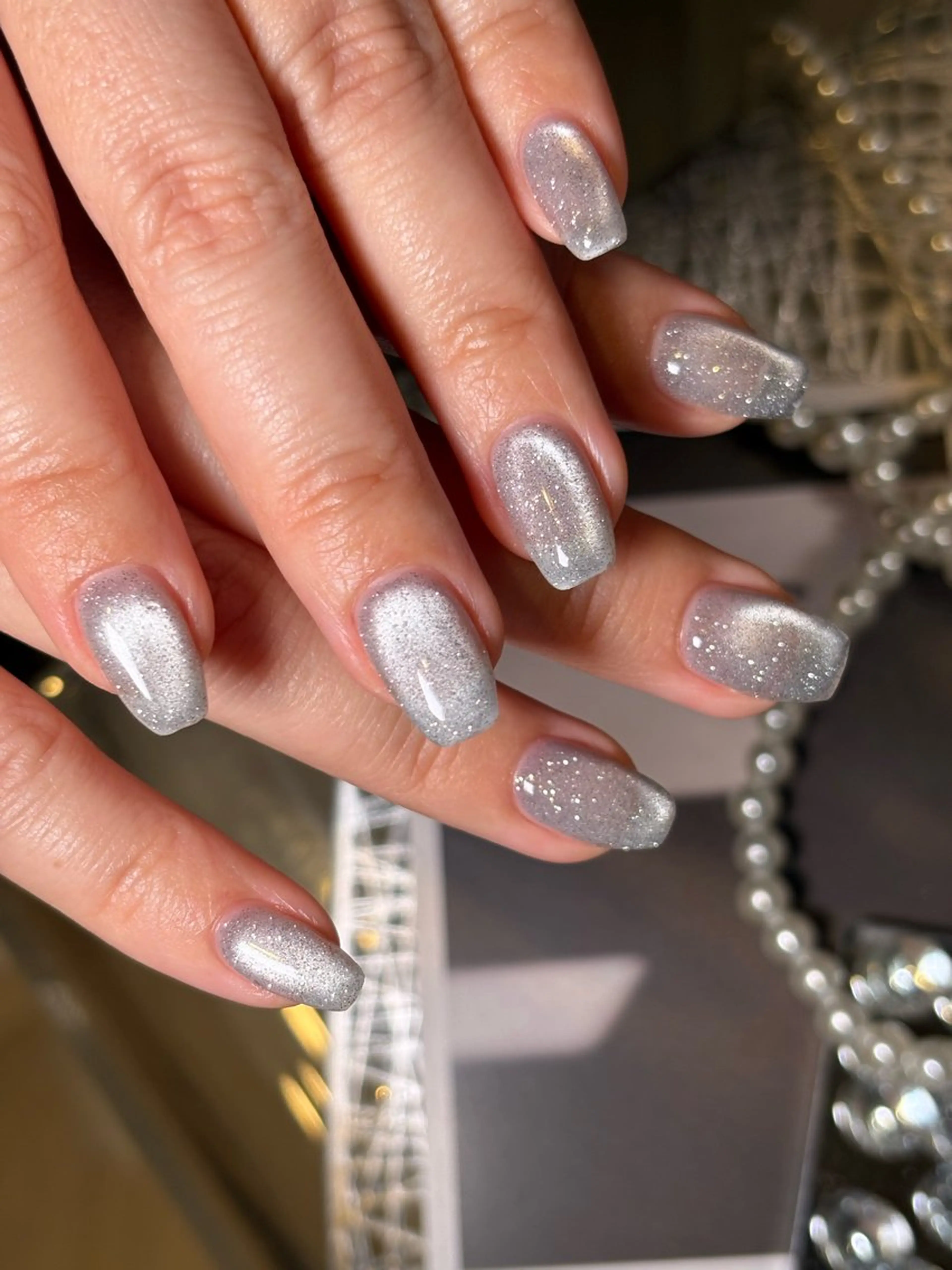 ネイル フラッシュネイル フラッシュマグ ハンドネイル .8 HAREのネイルデザイン