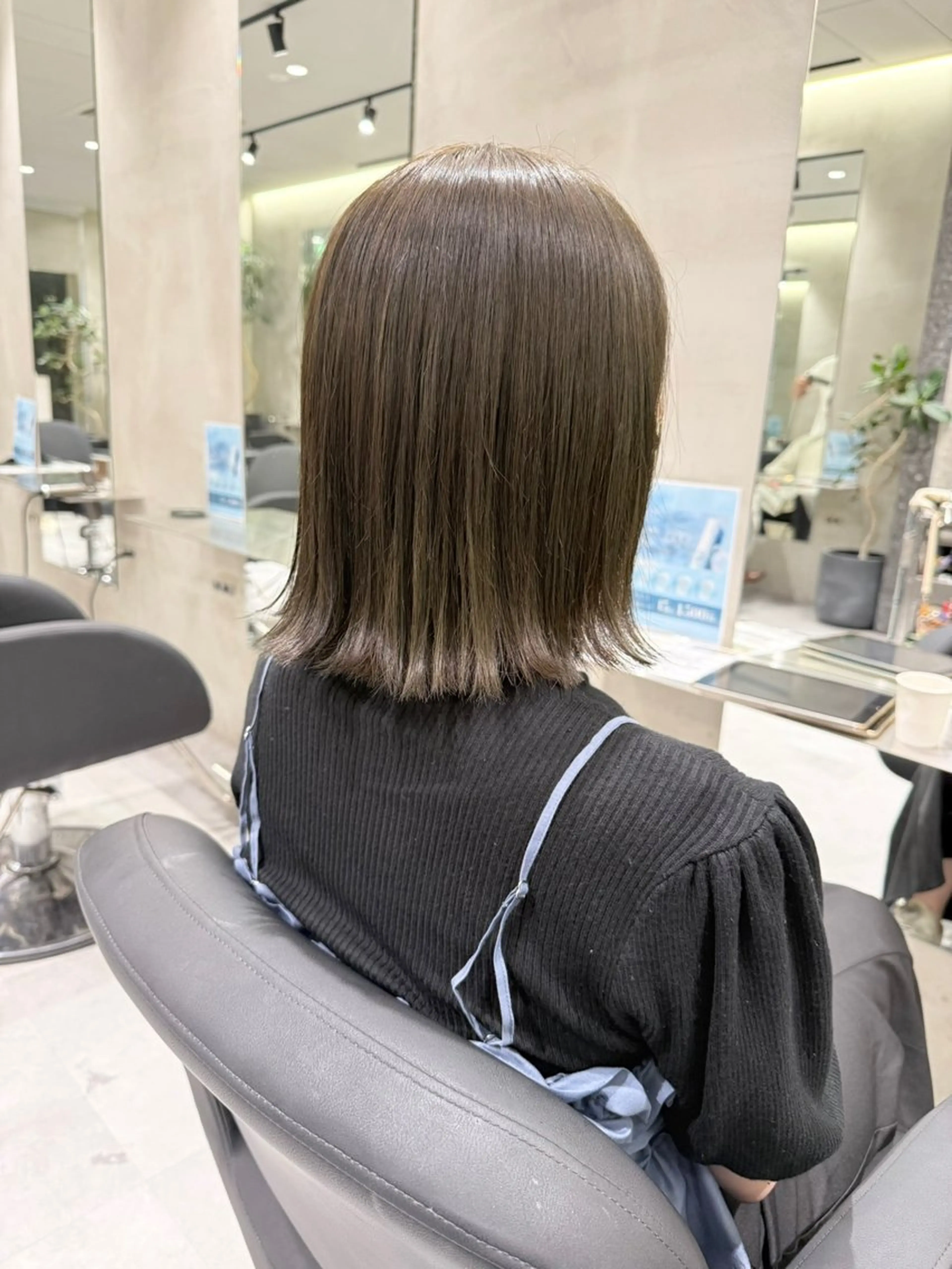 ミディアム カラー ヘアカラー トリートメント 神戸/karina /レイヤー/透明感のヘアスタイル