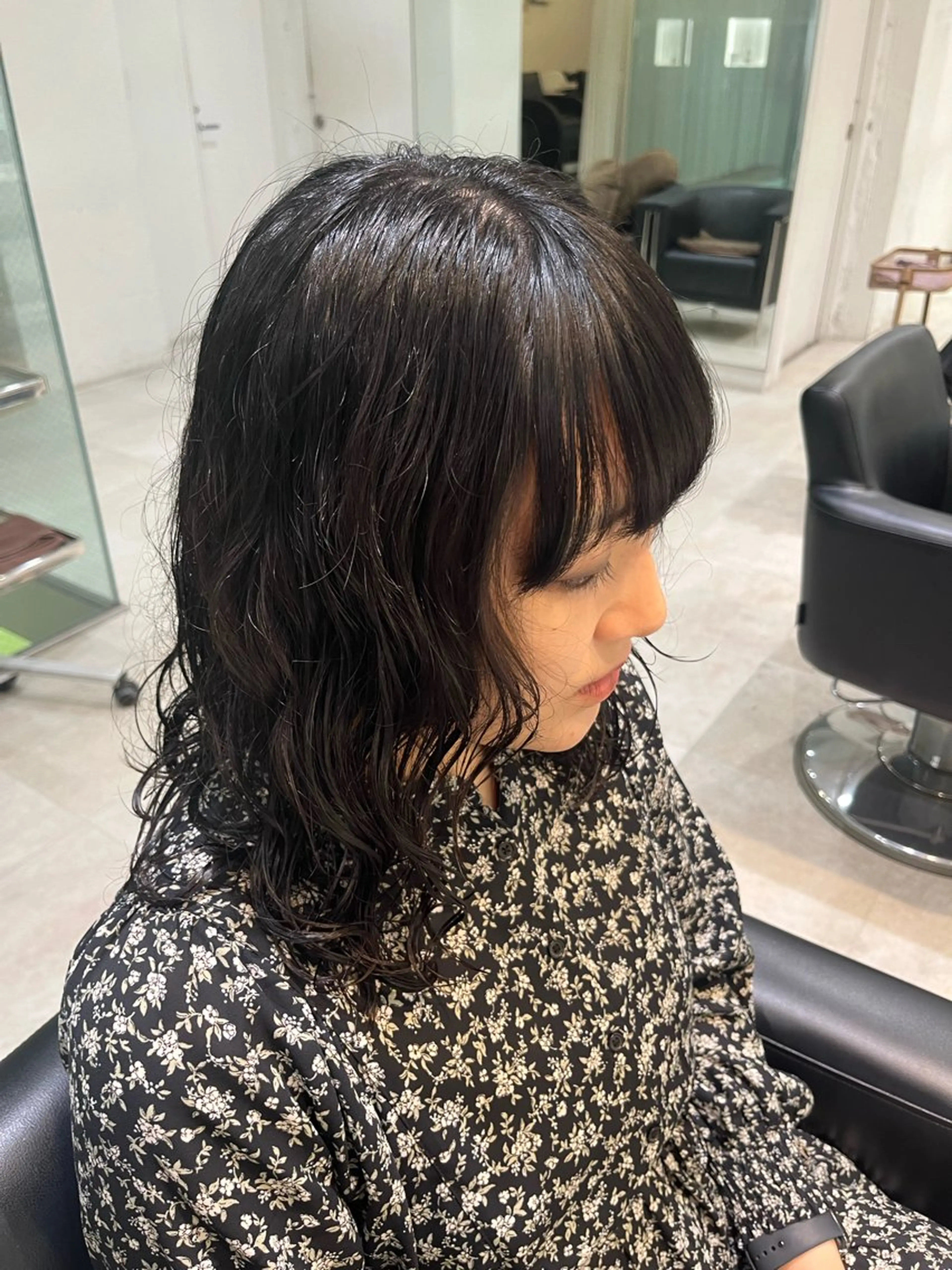 パーマ ᴛᴏᴍᴏᴋᴀ / ᴄʜᴇʀɪのヘアスタイル