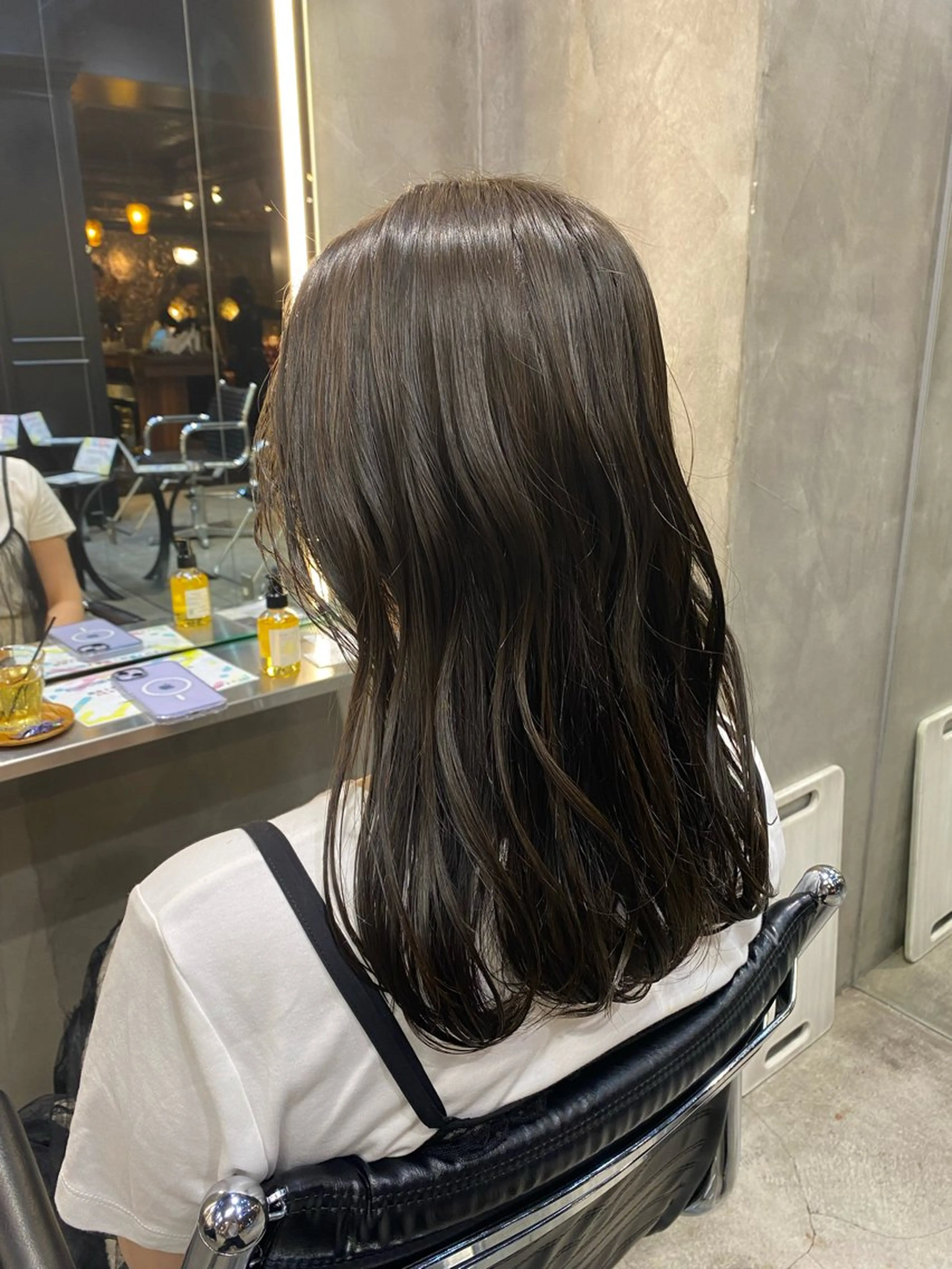 カラー ダークグレー ダークグレージュ グレージュ カット ヘアカラー トリートメント 透明感カラー🌿 グレージュ🐺陽介のヘアスタイル