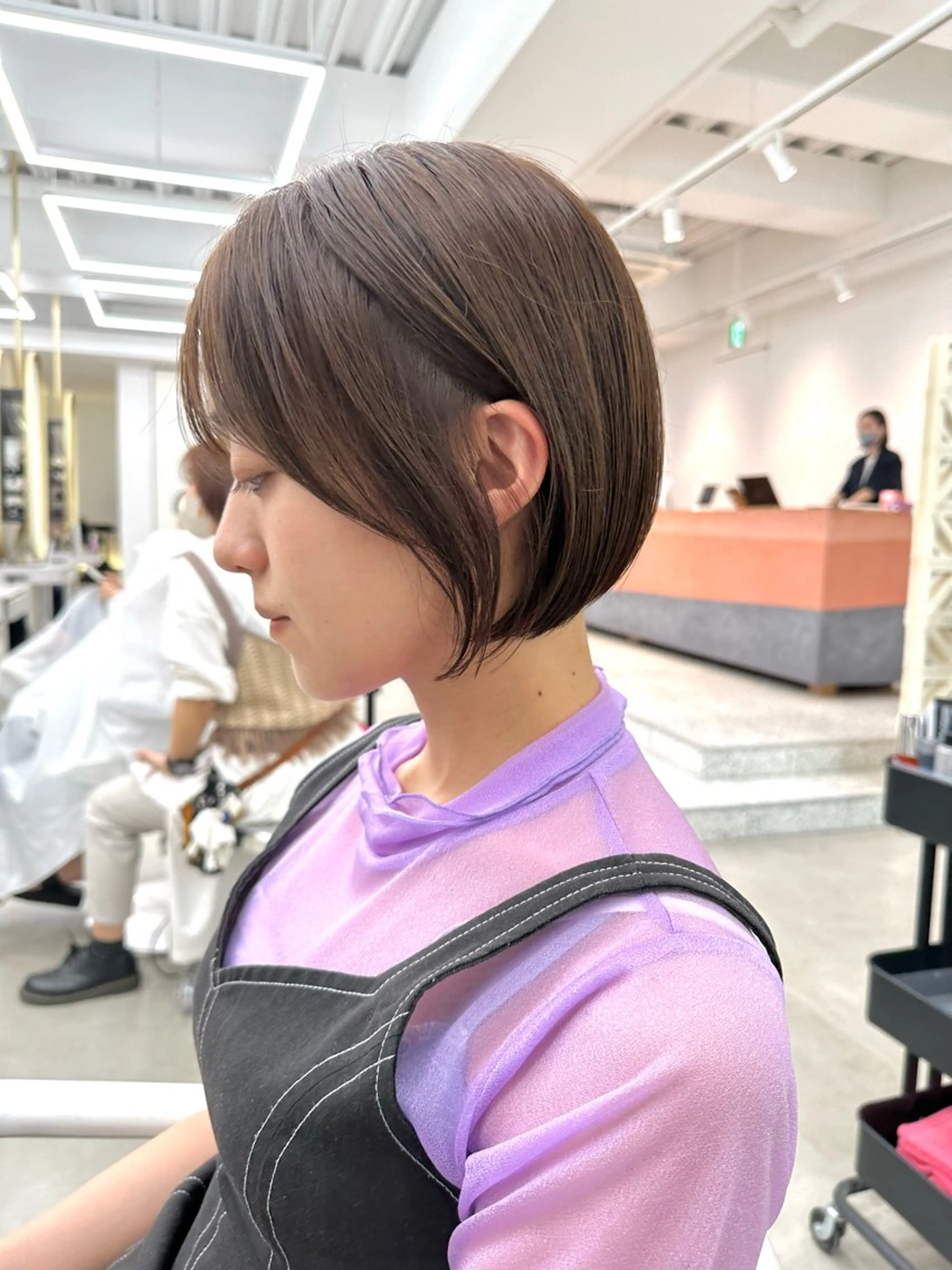 ショート 切りっぱなしボブ ボブ 外ハネヘア レイヤーボブ/ボブ 名駅/縮毛矯正のヘアスタイル